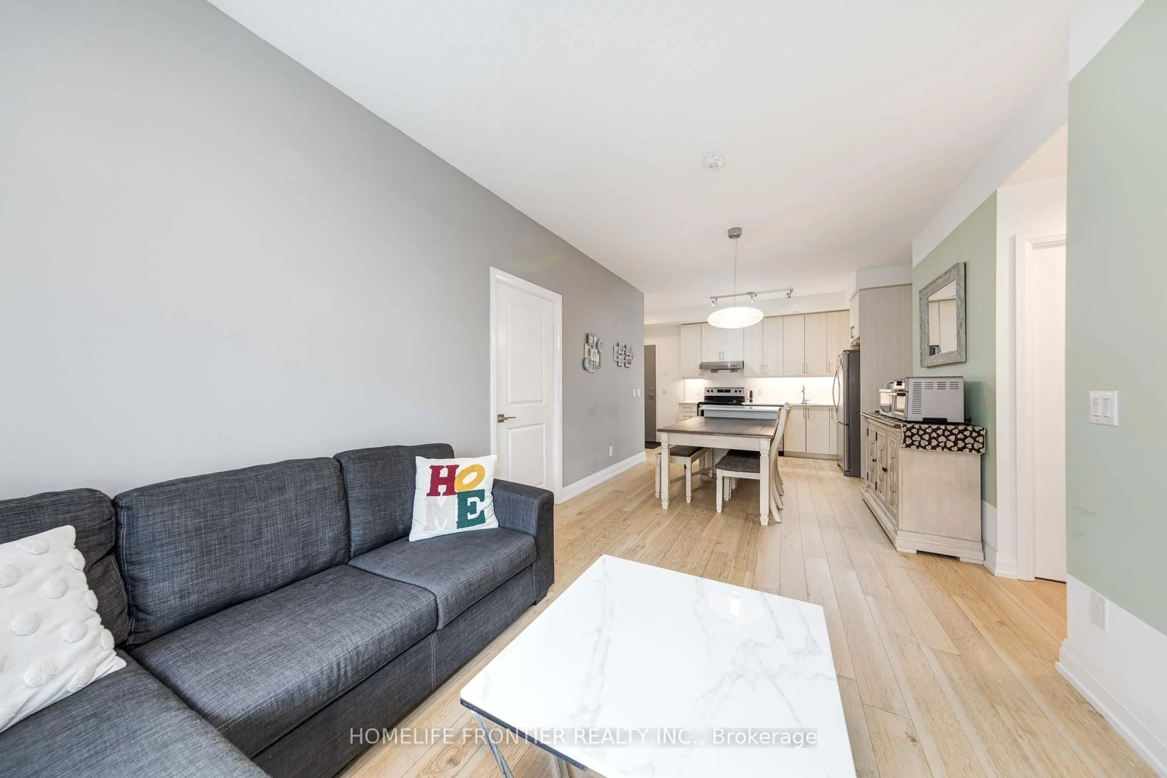 Living room with furniture, unknown for 591 Sheppard Ave #629, Toronto Ontario M2K 0G2