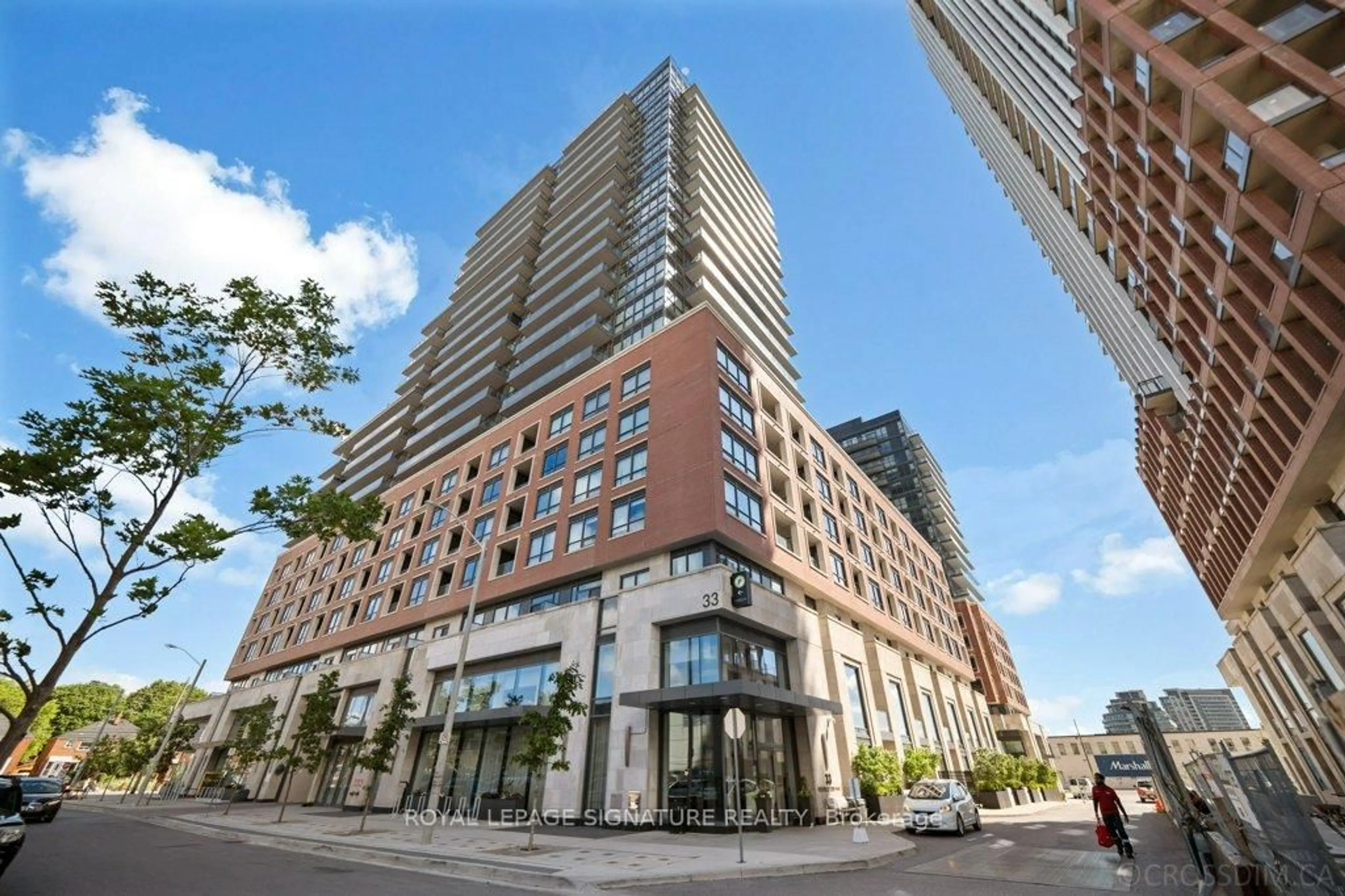 Patio, building for 33 Frederick Todd Way #711, Toronto Ontario M4G 0C9