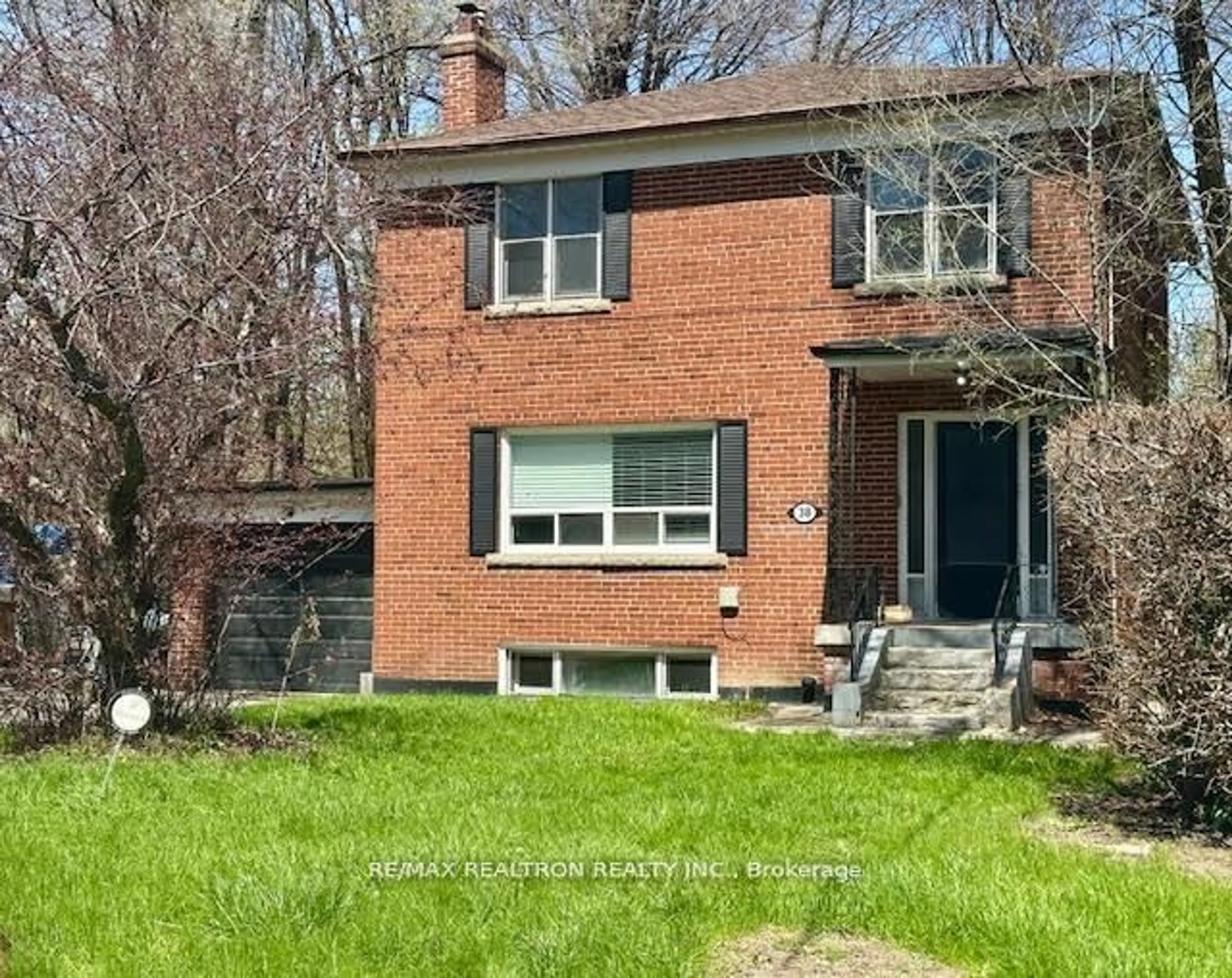Home with brick exterior material, street for 38 Southbourne Ave, Toronto Ontario M3H 1A5