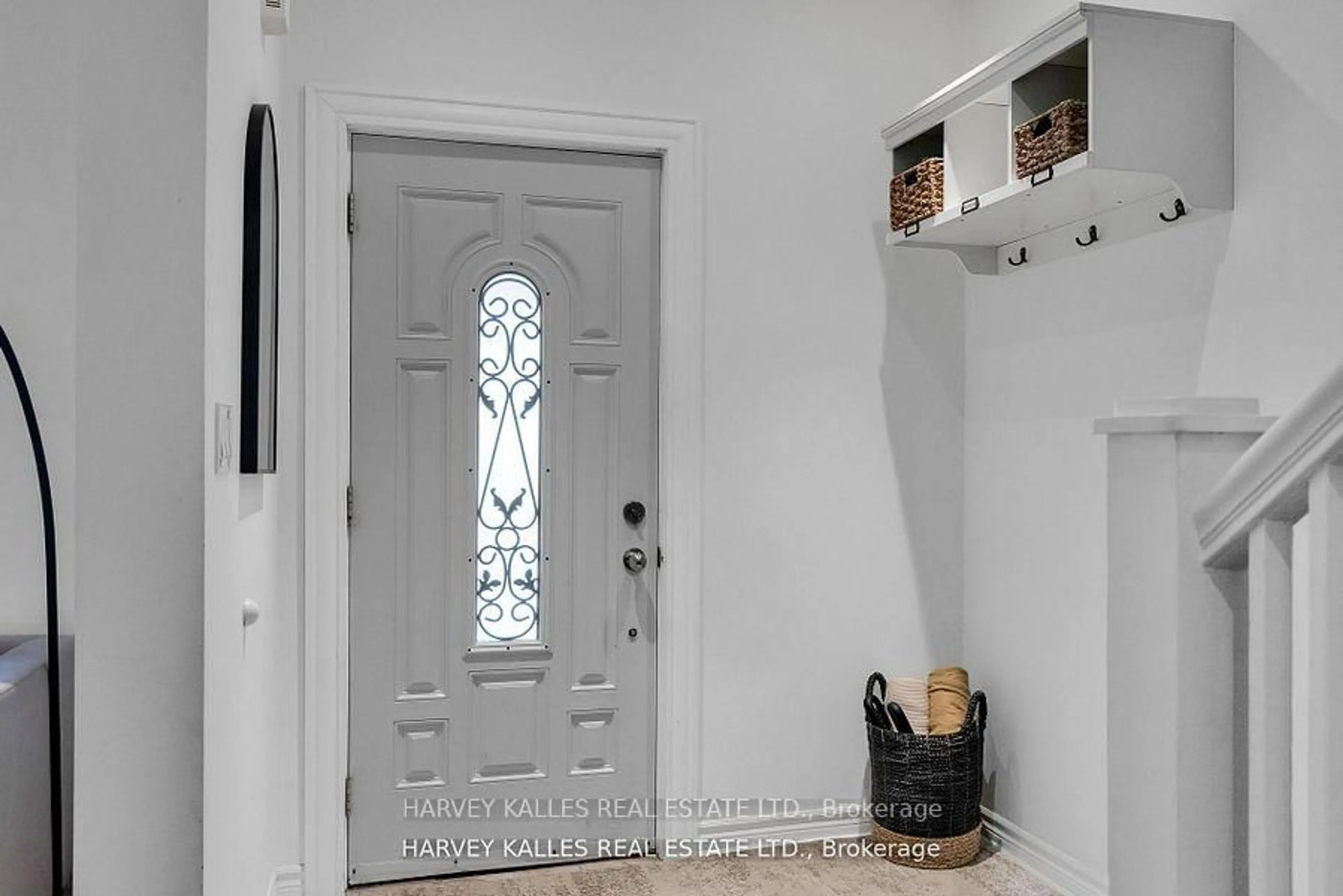 Indoor entryway for 326 Glenholme Ave, Toronto Ontario M6E 3E3