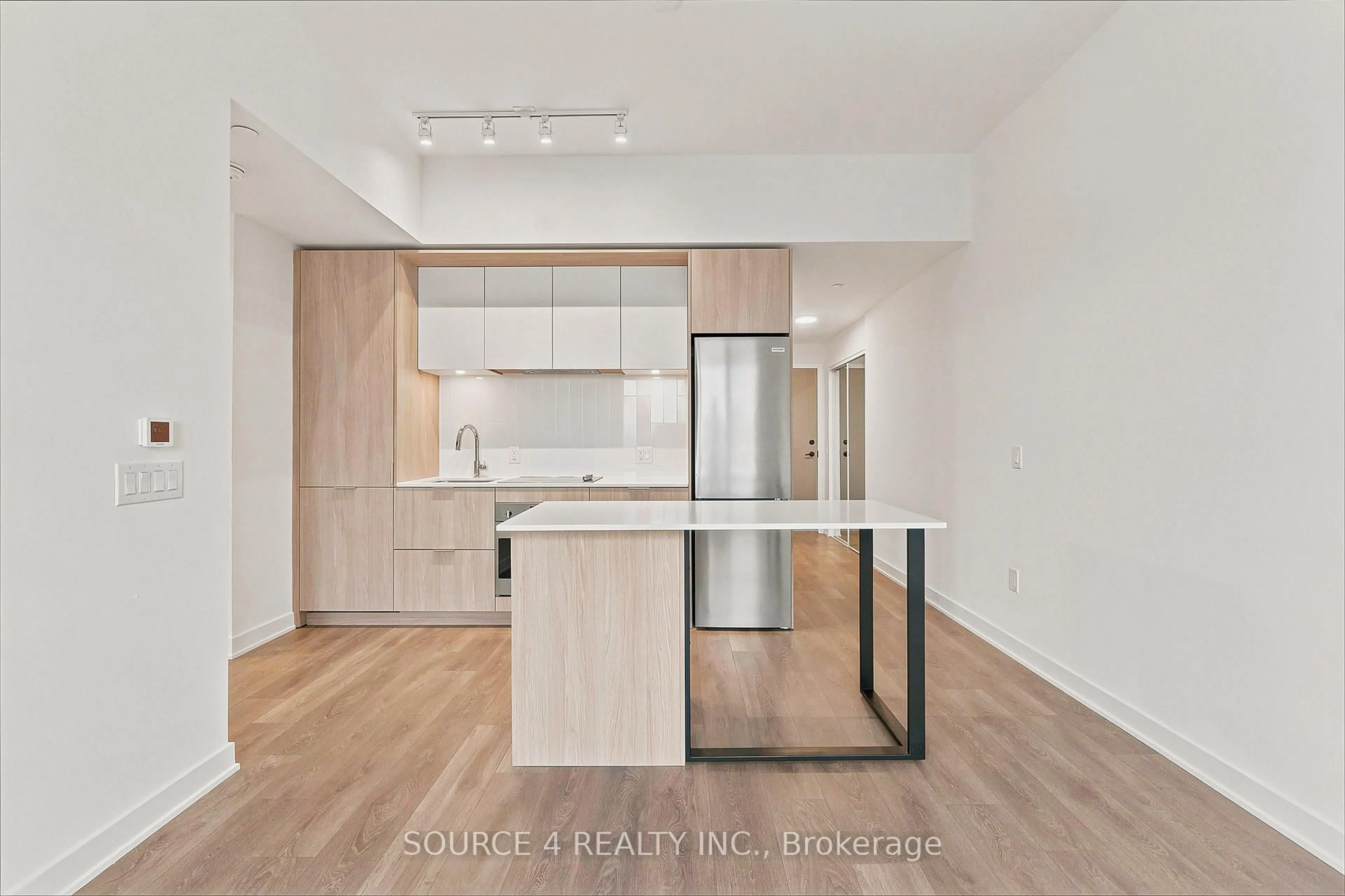 Open concept kitchen, unknown for 130 River St #3207, Toronto Ontario M5A 0R8