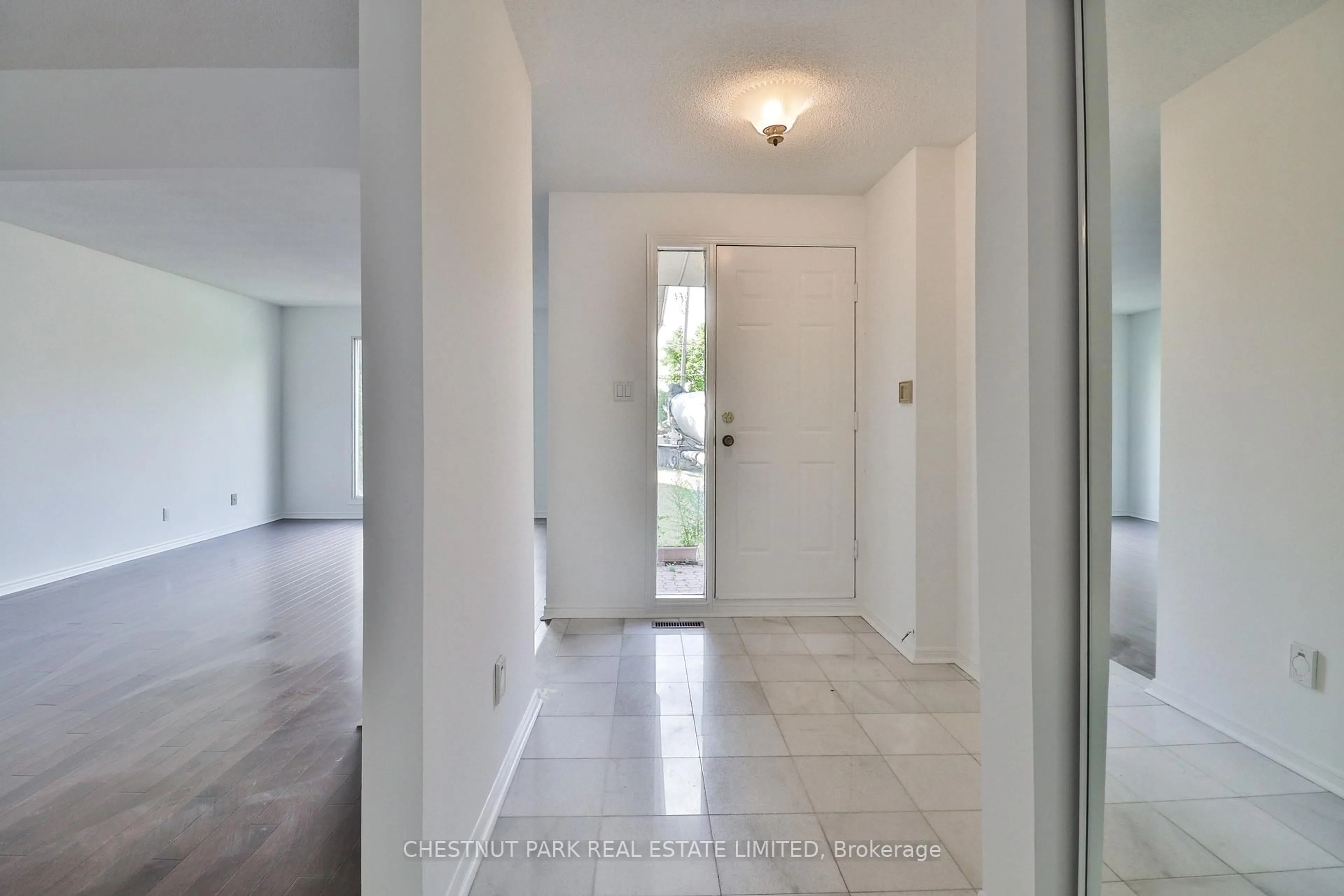 Unknown for 18 Dervock Cres, Toronto Ontario M2K 1A7