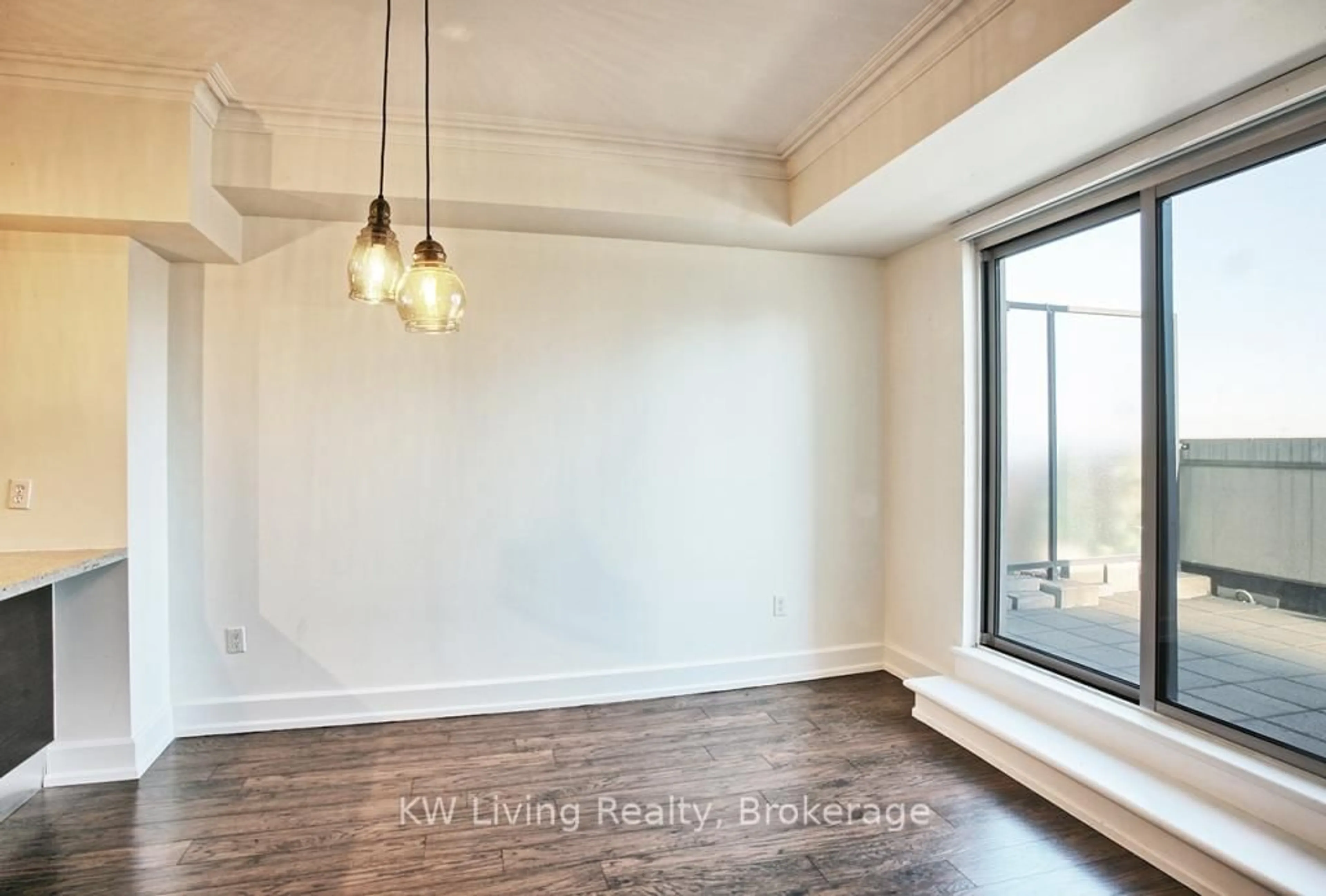 A pic of a room for 650 Sheppard Ave #PH13, Toronto Ontario M2K 3E4