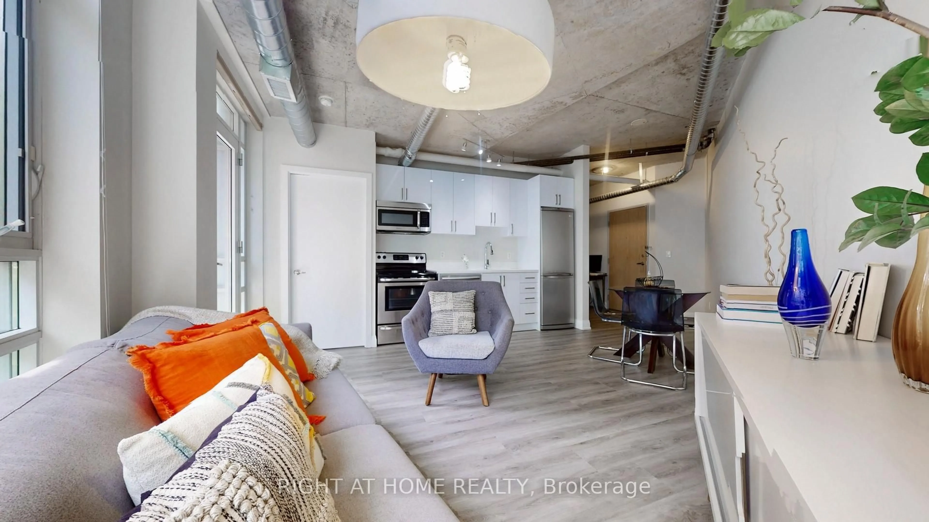 Unknown for 170 Sudbury St #415, Toronto Ontario M6J 0A1