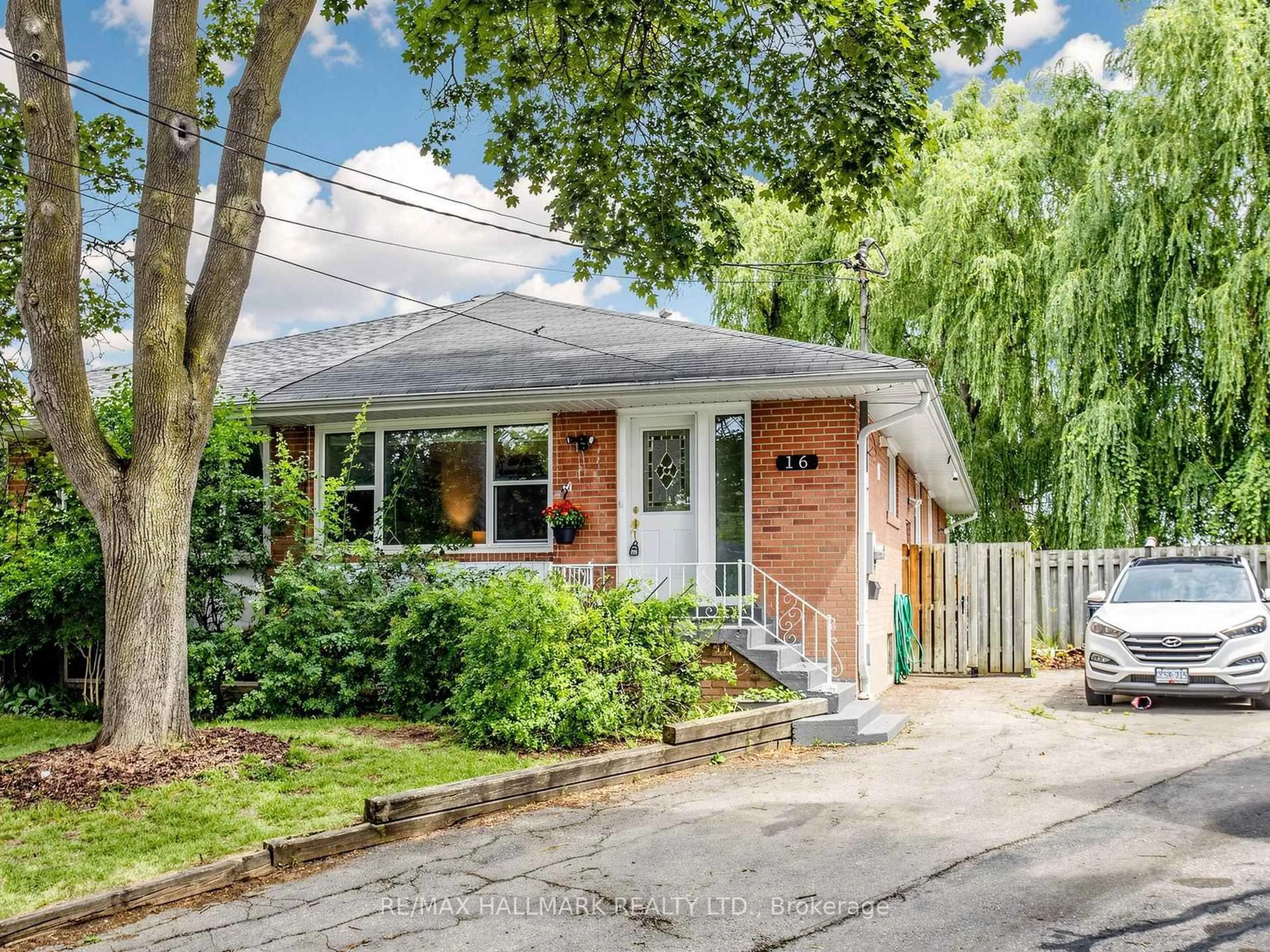 Home with brick exterior material, street for 16 Dunboyne Crt, Toronto Ontario M2R 2B7