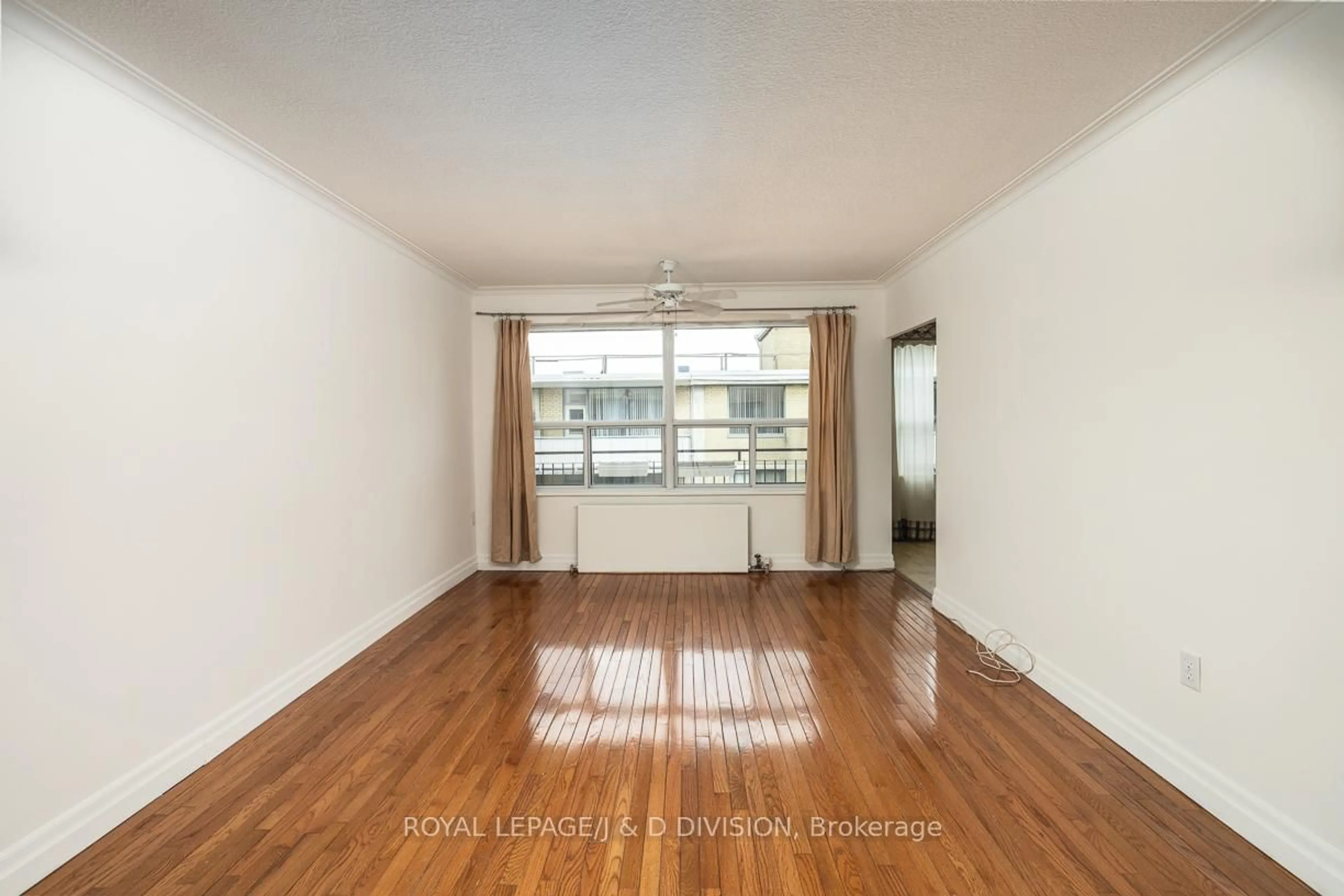 A pic of a room for 660 Eglinton Ave #716, Toronto Ontario M5N 1C3