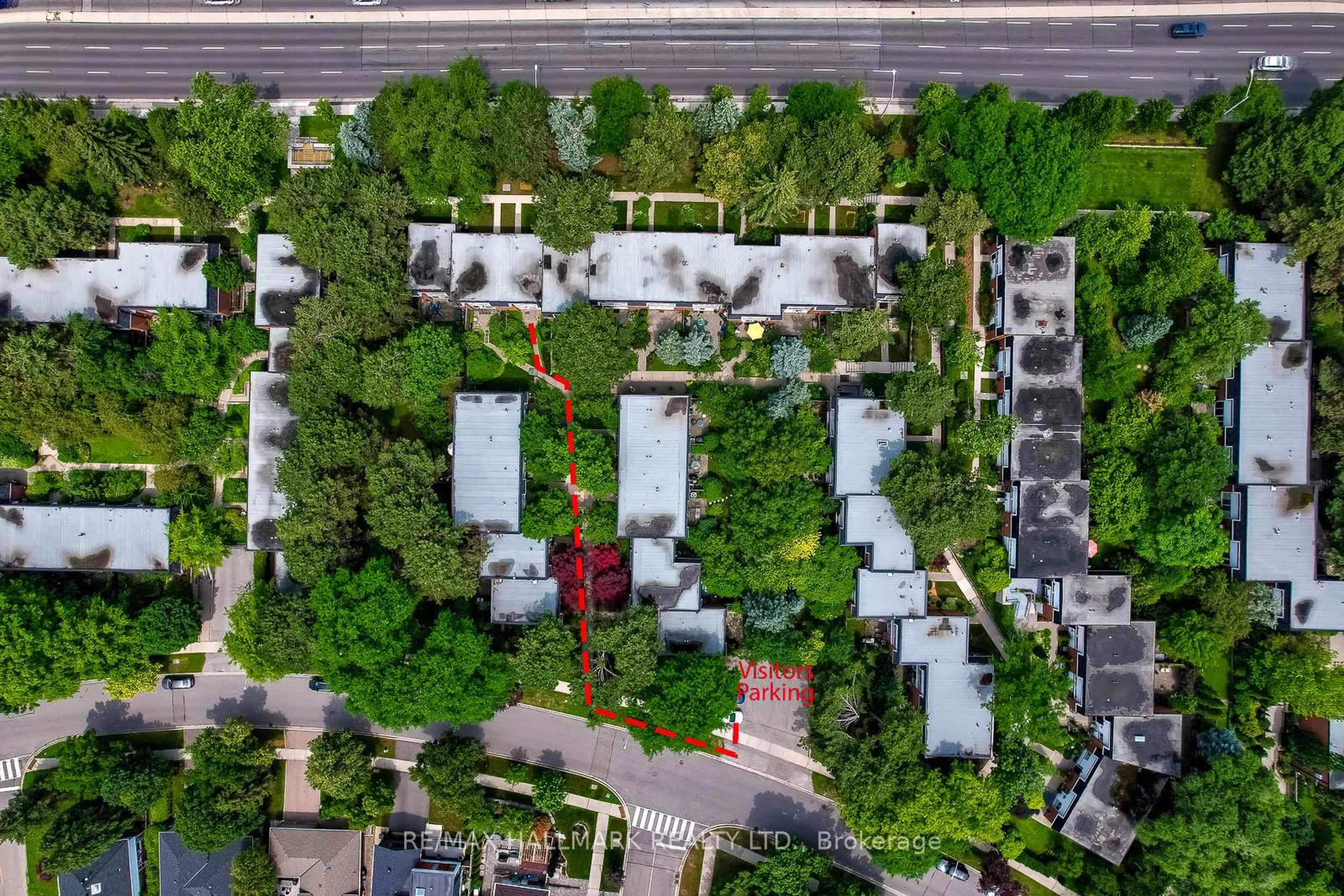 A pic from outside/outdoor area/front of a property/back of a property/a pic from drone, street for 94 George Henry Blvd #24, Toronto Ontario M2J 1E7
