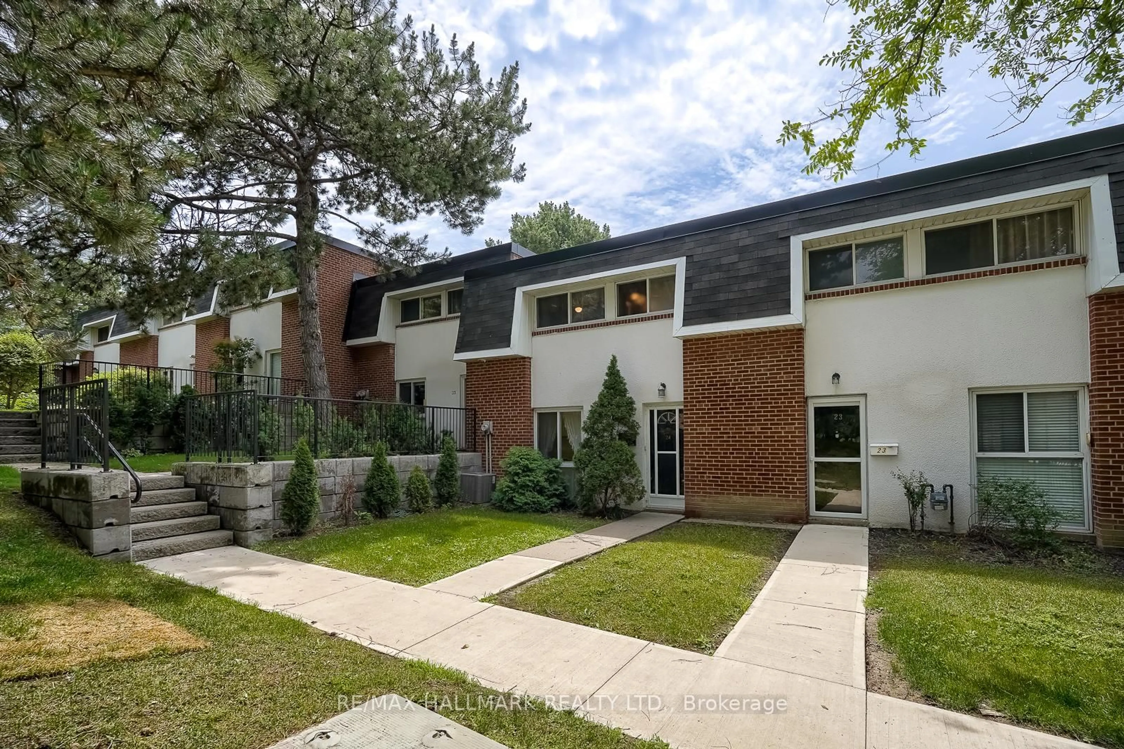 Home with brick exterior material, street for 94 George Henry Blvd #24, Toronto Ontario M2J 1E7