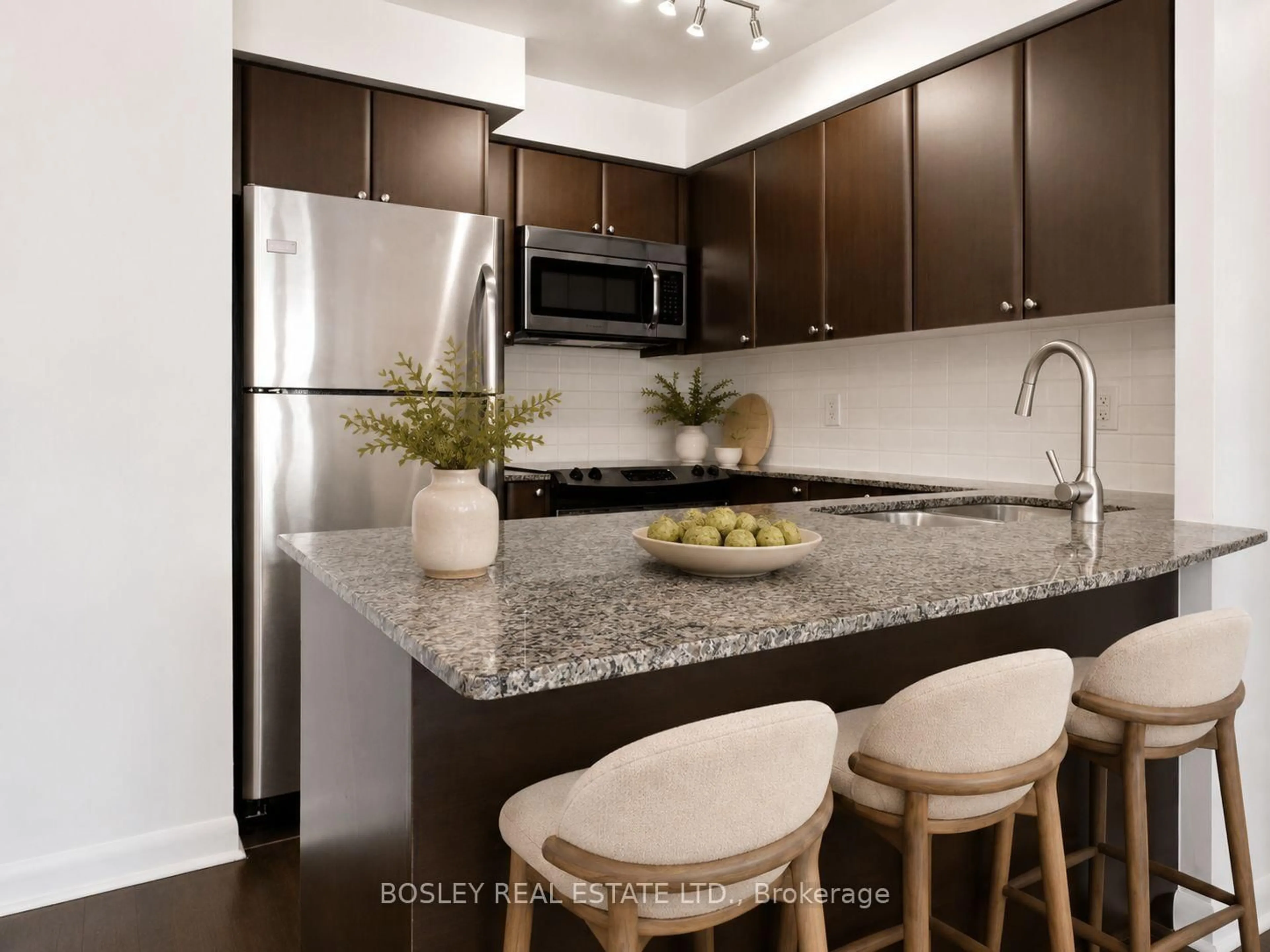 Open concept kitchen, unknown for 525 Wilson Ave #633, Toronto Ontario M3H 0A7