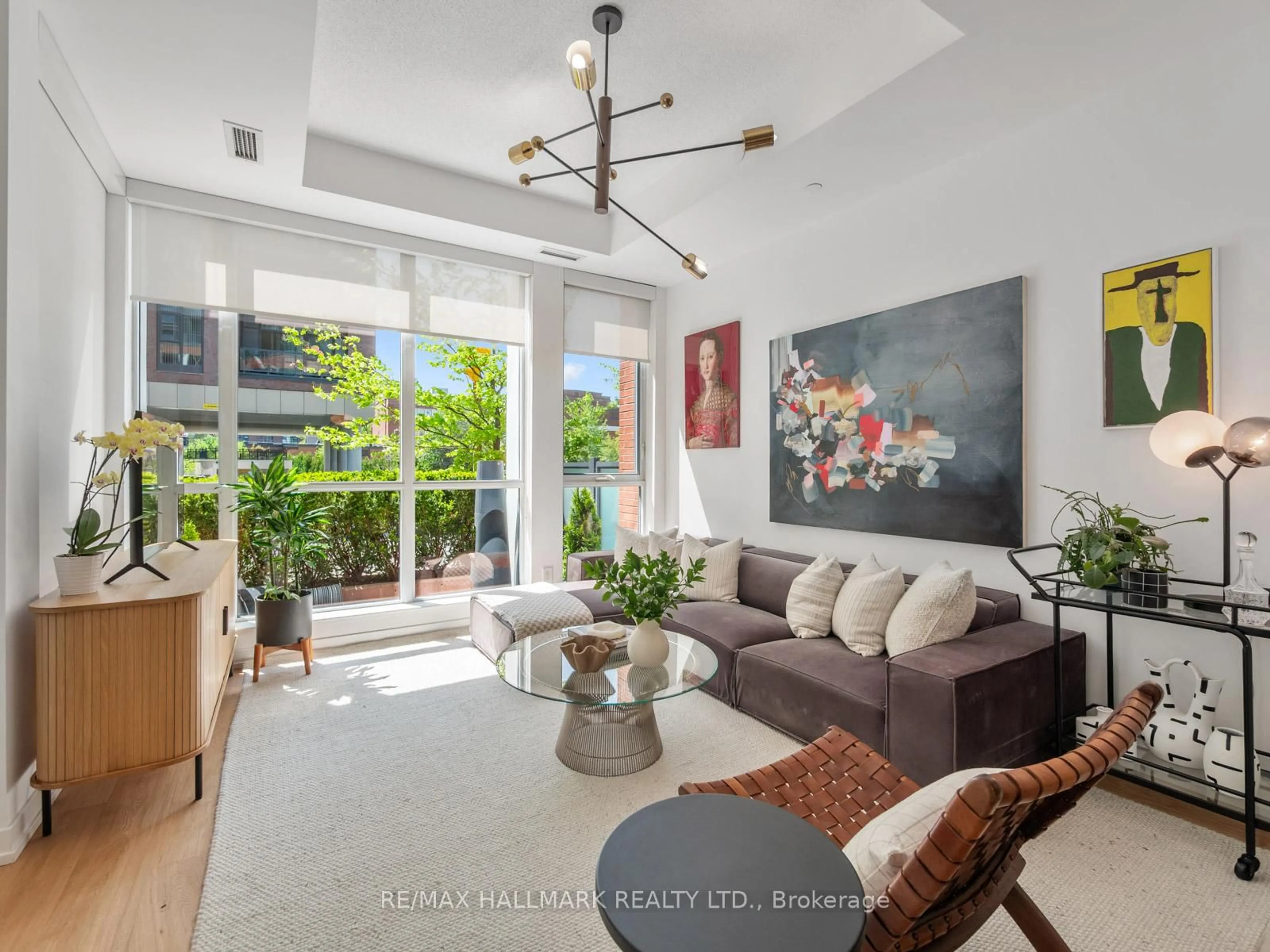 Living room with furniture, unknown for 130 St David St, Toronto Ontario M5A 0C2