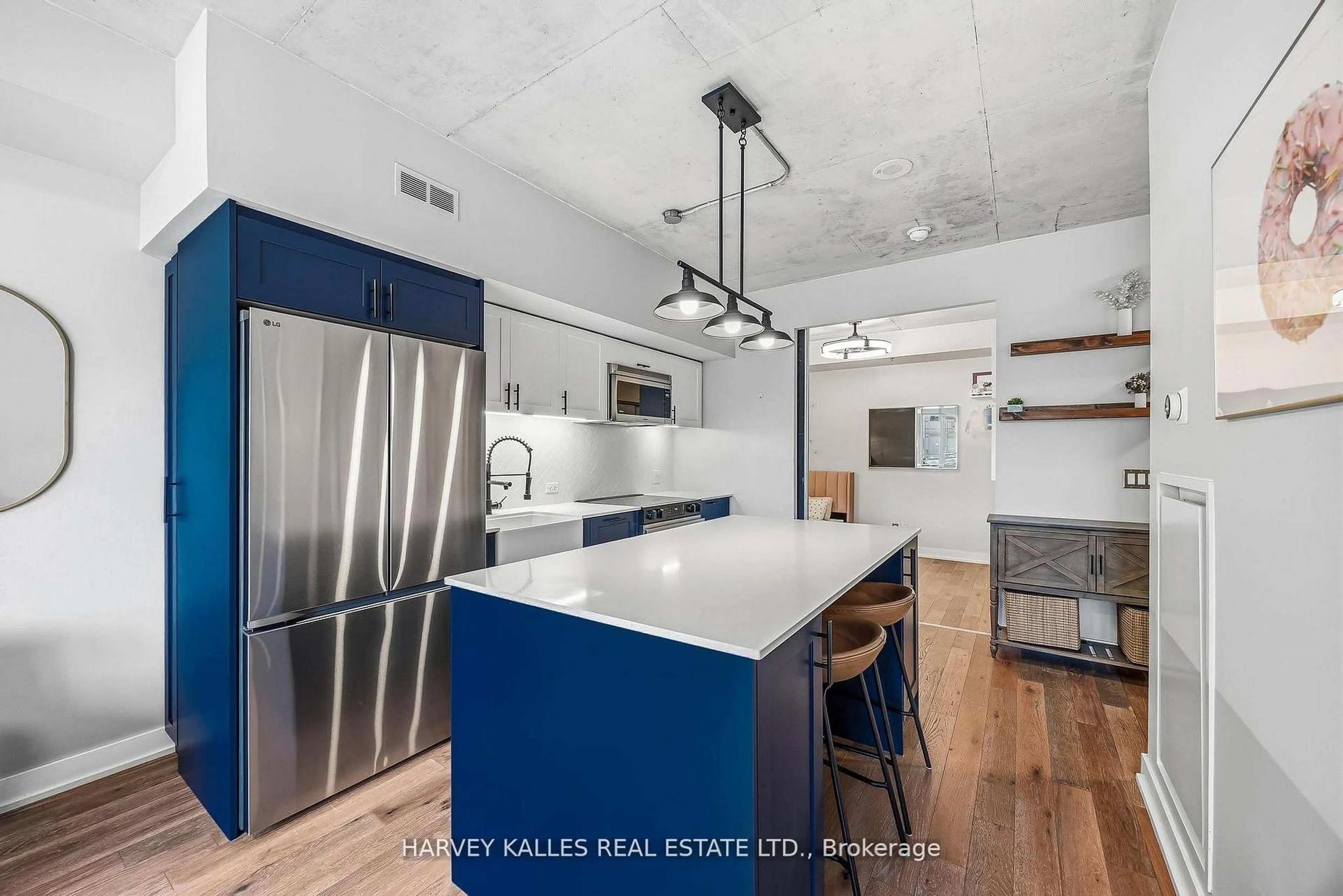 Open concept kitchen, unknown for 20 Minowan Miikan Lane #601, Toronto Ontario M6J 0E5