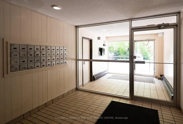 1690 Victoria Park Ave #404, Toronto 5