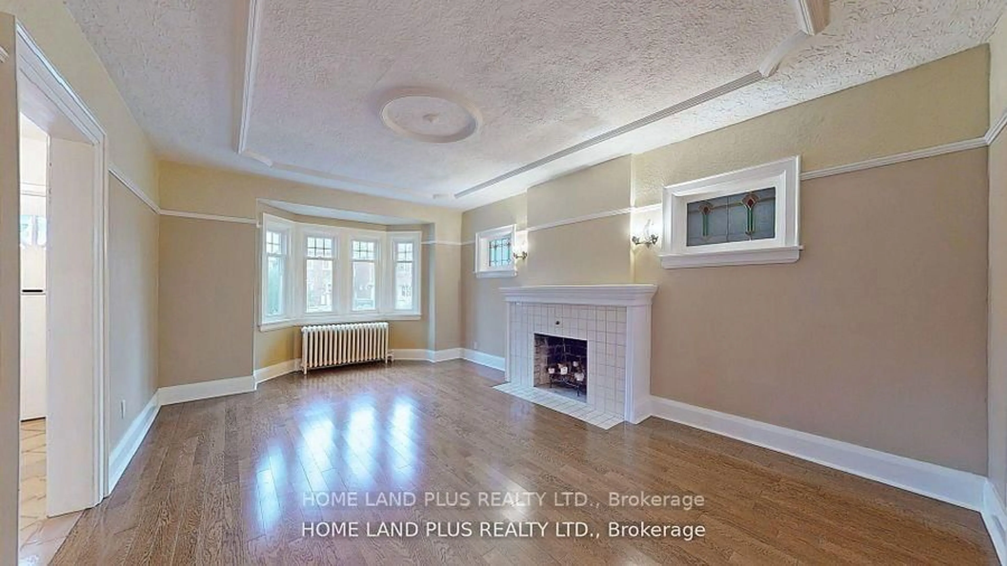 Living room with furniture, unknown for 263 Melrose Ave, Toronto Ontario M5M 1Z2