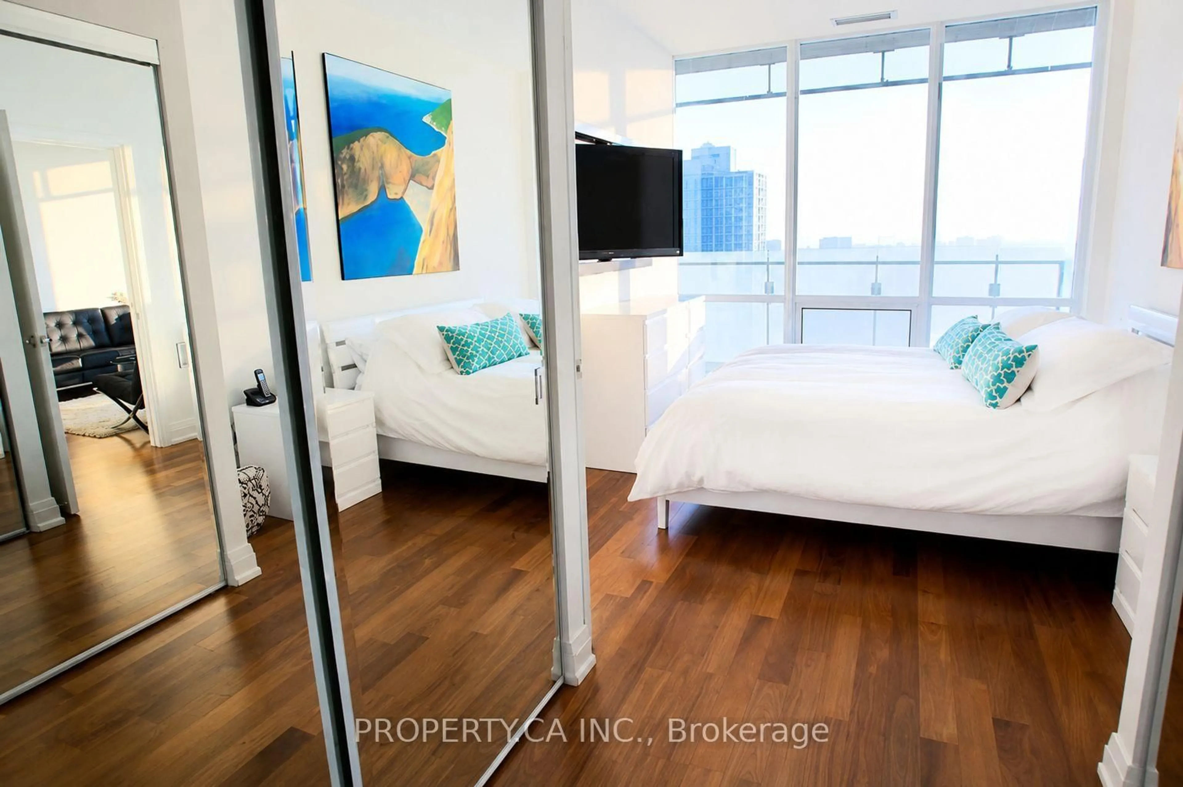 A pic of a room for 80 John St #2904, Toronto Ontario M5V 3X4