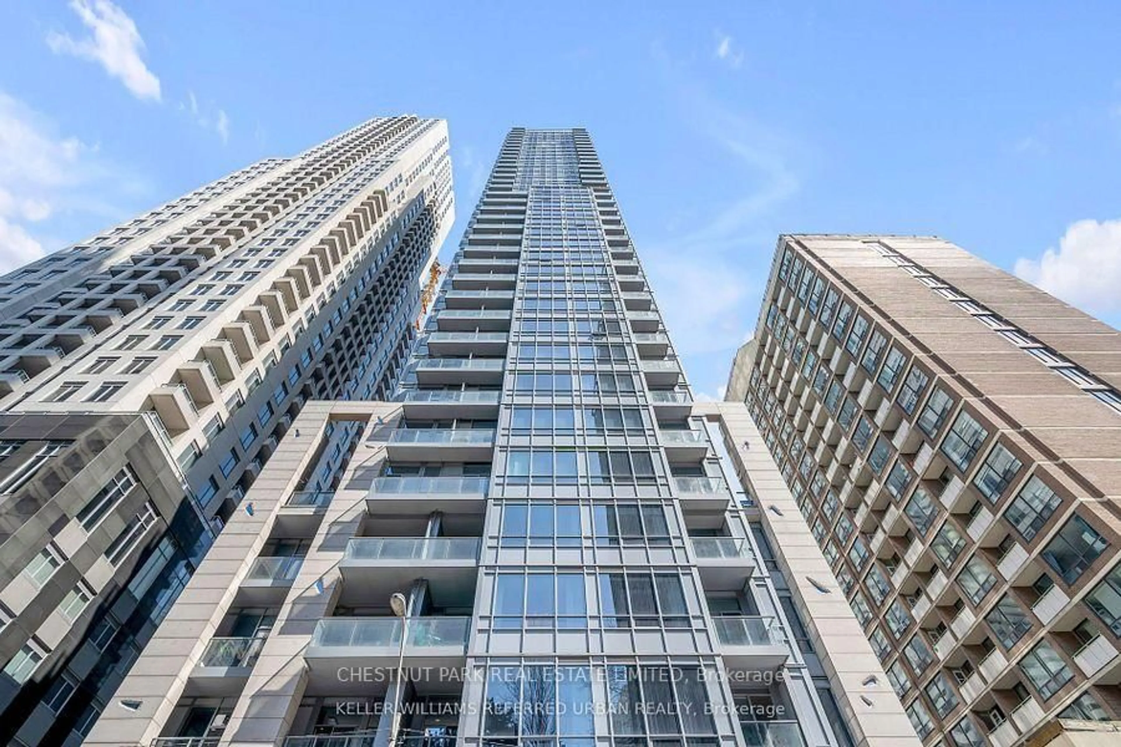 Unknown for 21 Balmuto St #802, Toronto Ontario M4Y 1W4
