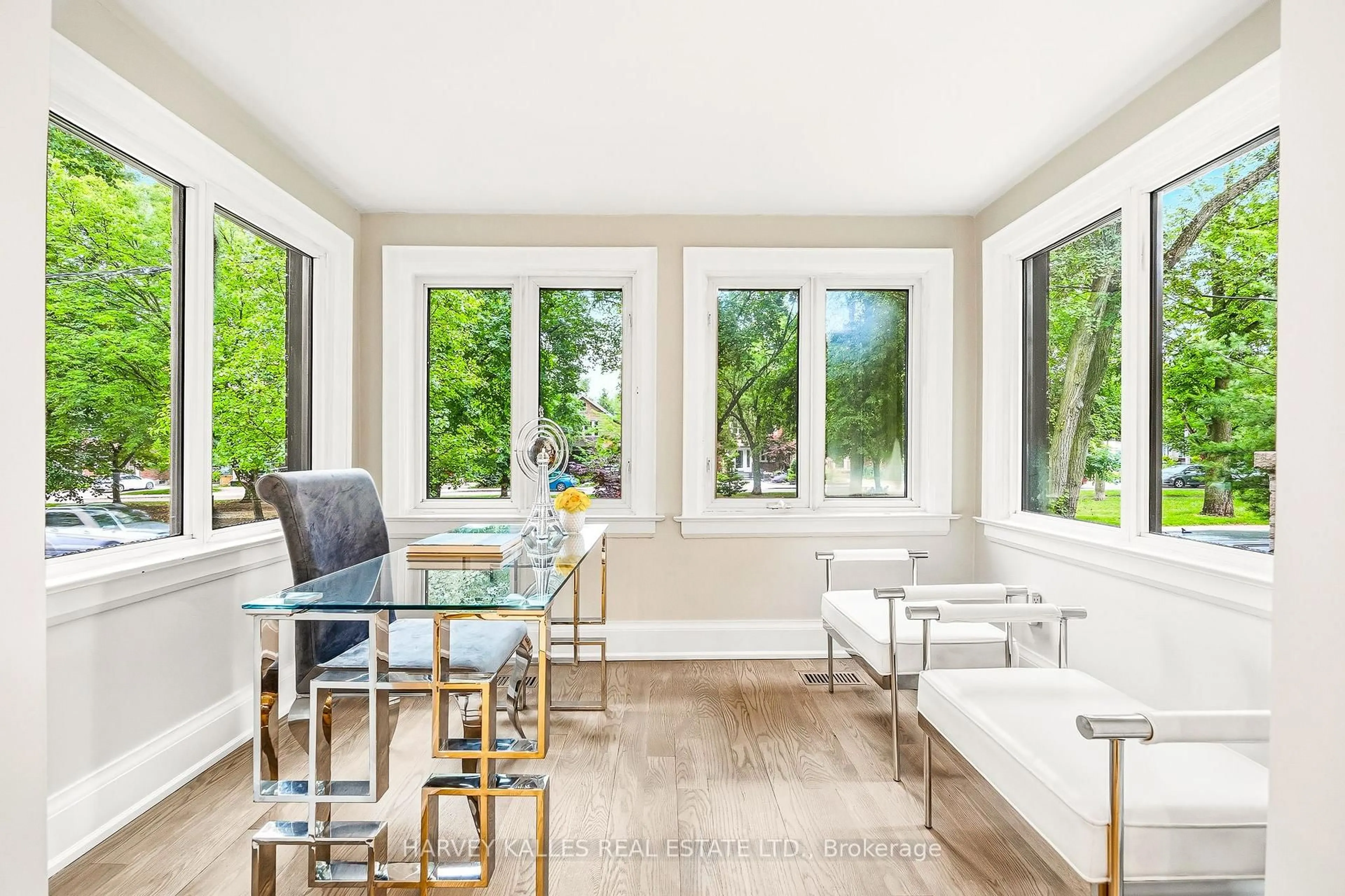 Unknown for 232 Belsize Dr, Toronto Ontario M4S 1M4