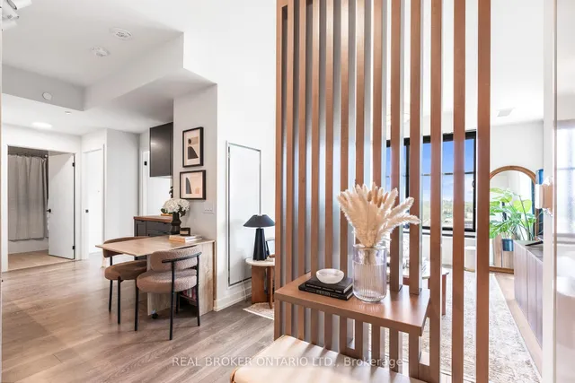 181 Sterling Rd #902, Toronto 3