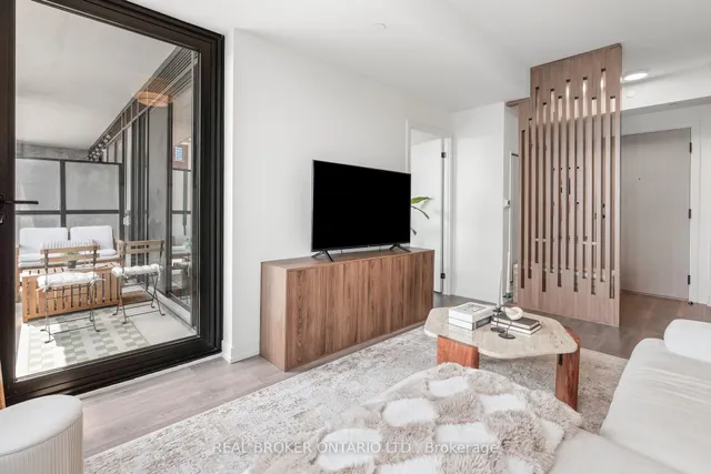 181 Sterling Rd #902, Toronto 5