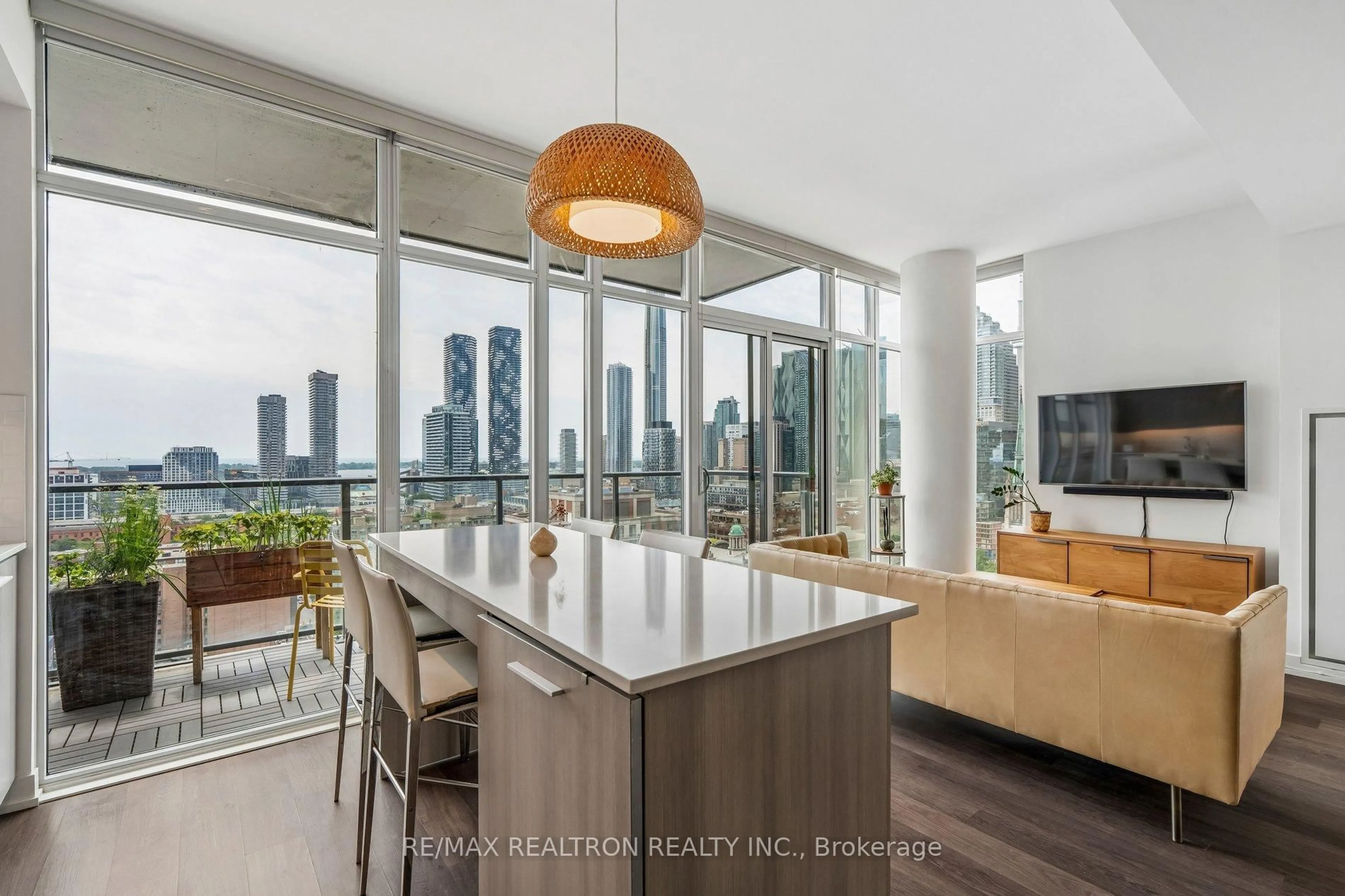 Open concept kitchen, unknown for 105 George St #1910, Toronto Ontario M5A 0L4