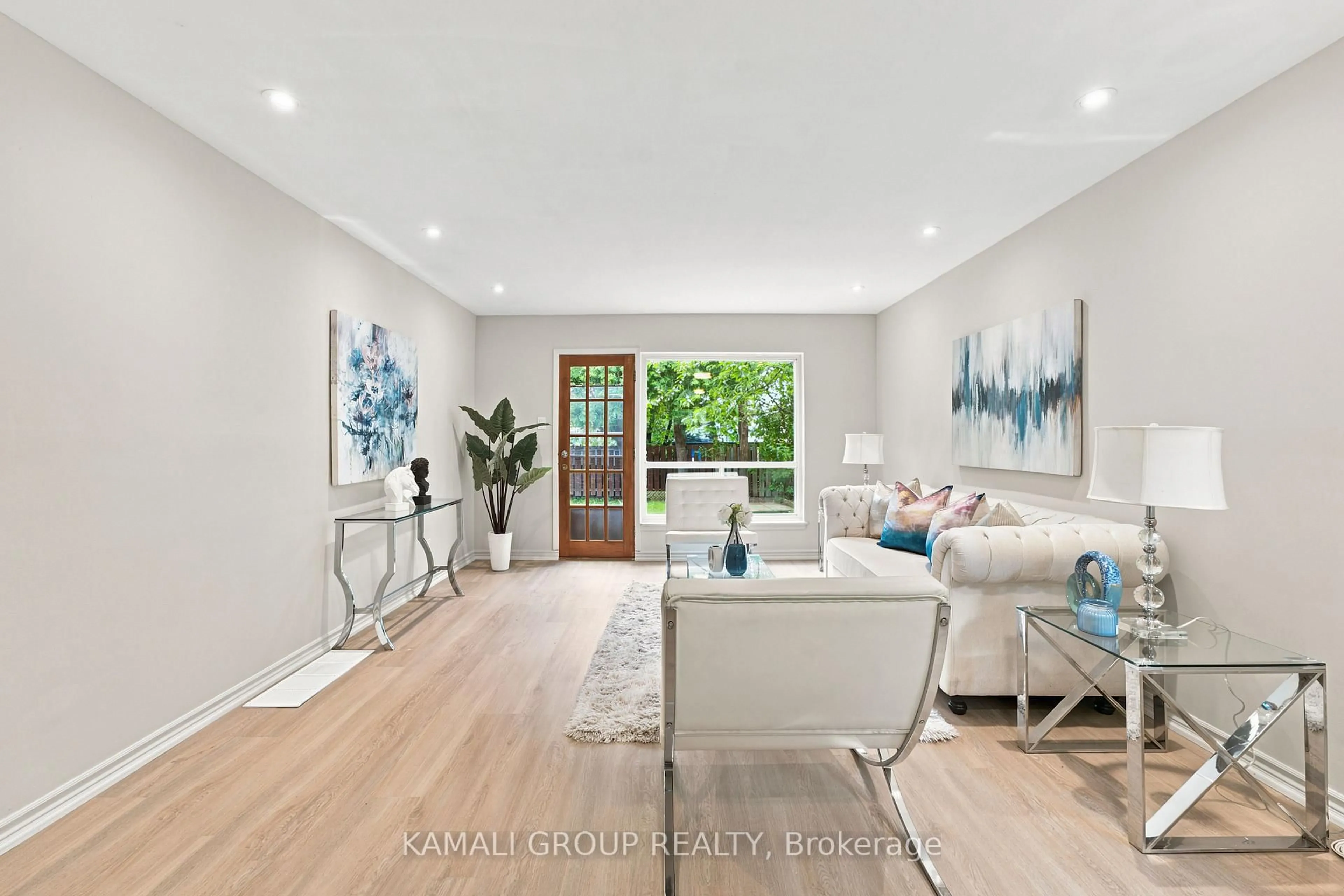 Unknown for 23 Greenwin Village Rd, Toronto Ontario M2R 2R9