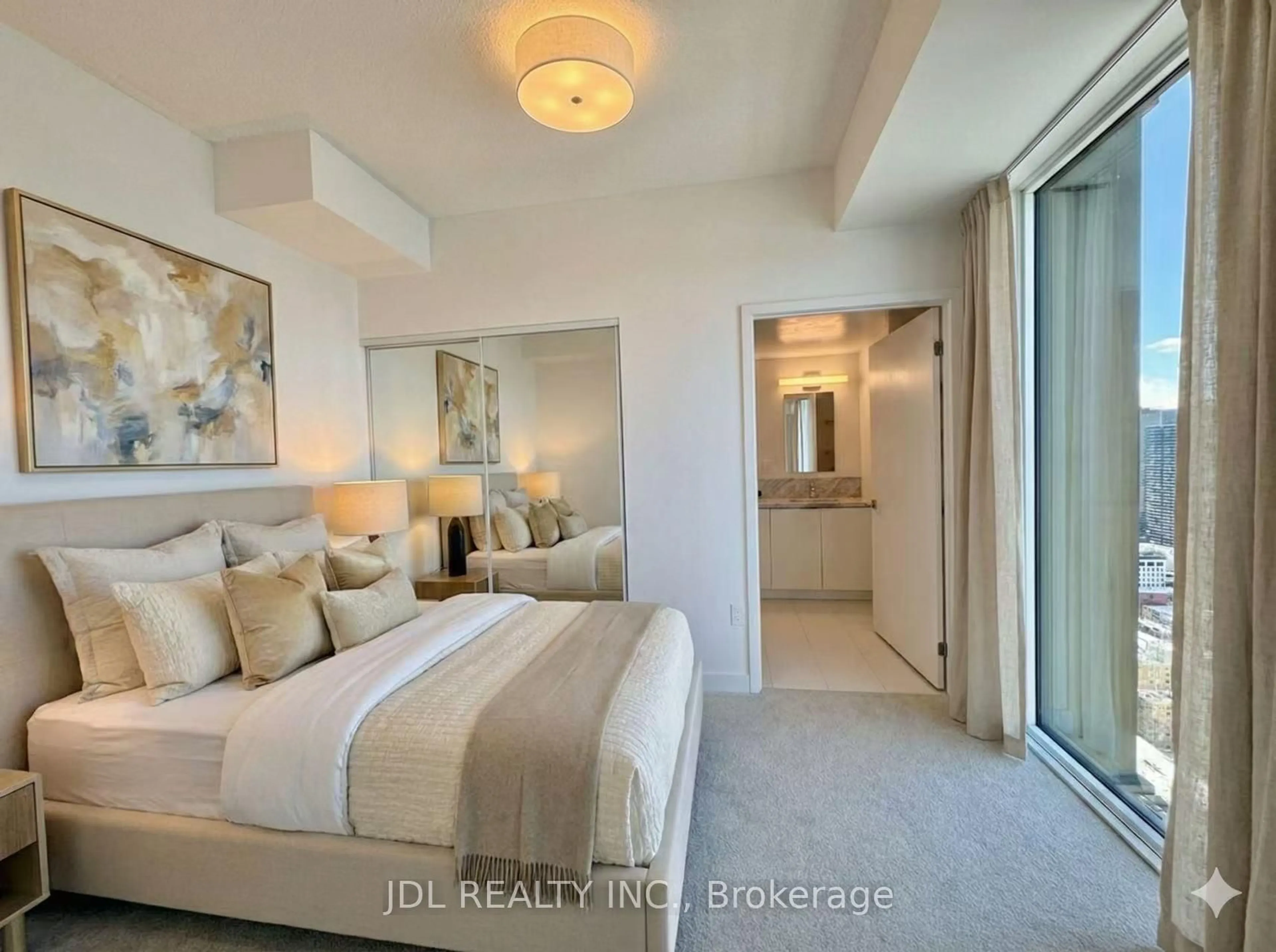 A pic of a room for 238 Simcoe St #3709, Toronto Ontario M5T 0E2