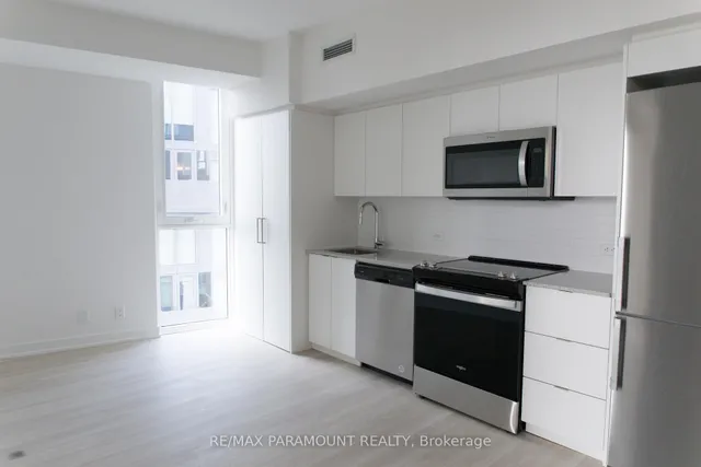 30 Tretti Way #1111, Toronto 3