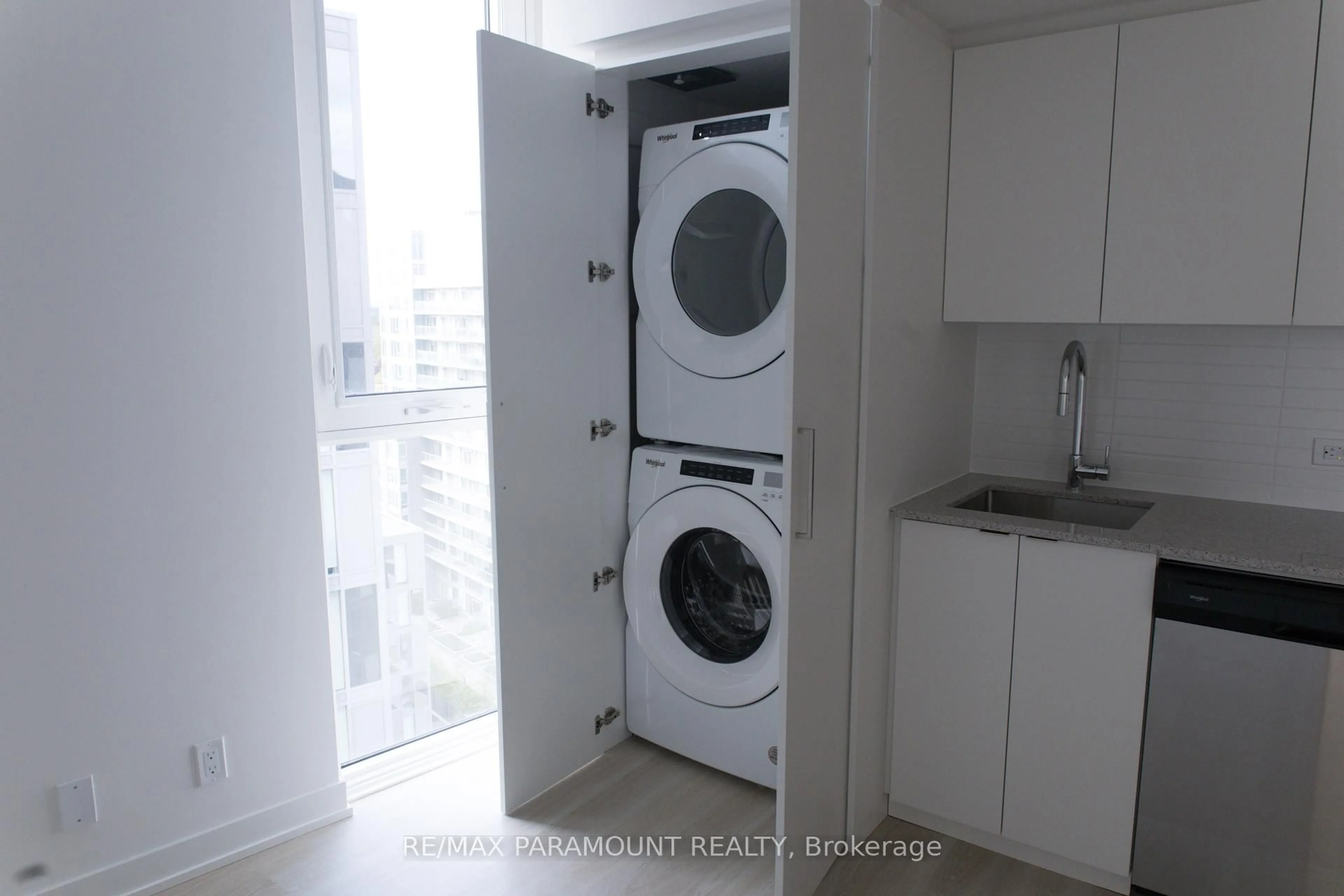 Laundry room for 30 Tretti Way #1111, Toronto Ontario M3H 0E3