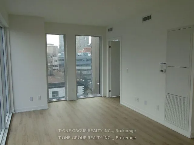 319 Jarvis St #902, Toronto 3