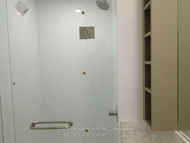 319 Jarvis St #902, Toronto 5
