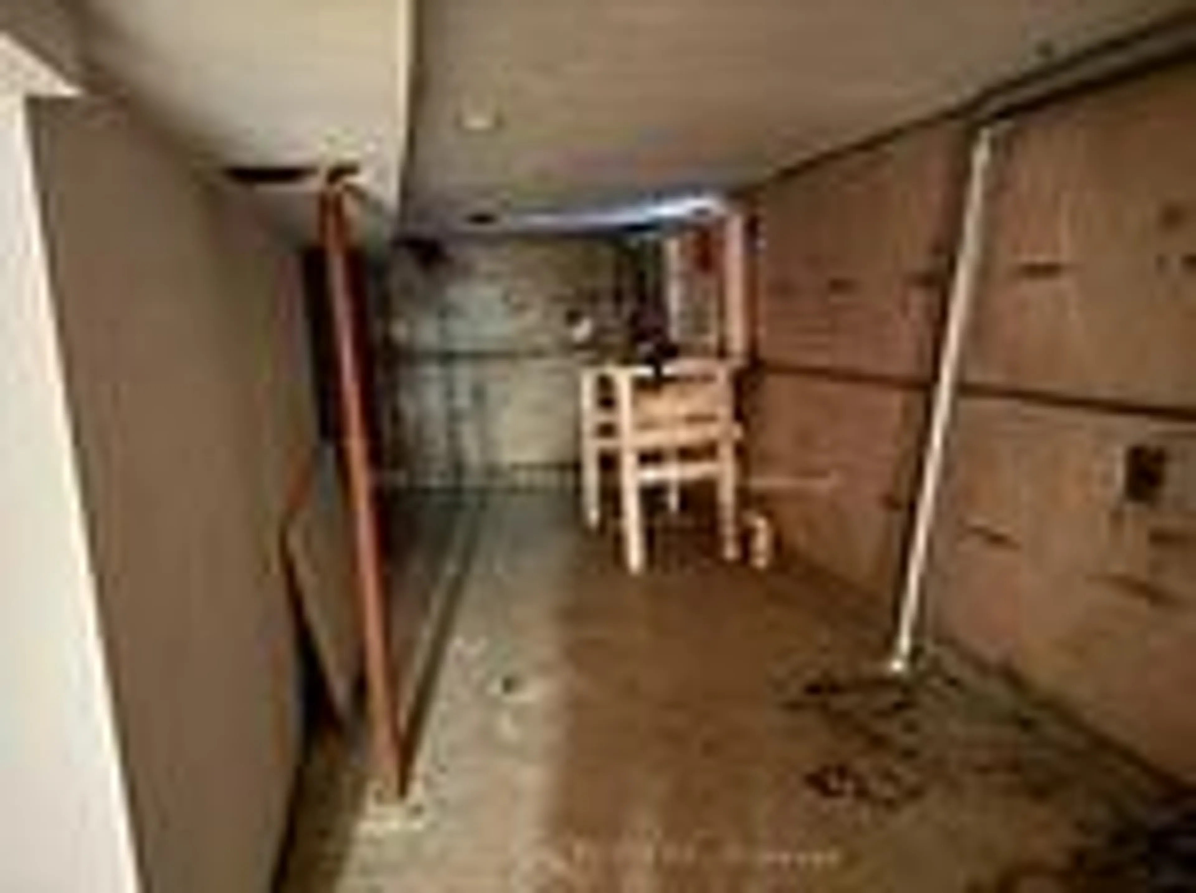A pic of a room for 293 St Clarens Ave, Toronto Ontario M6H 3W2