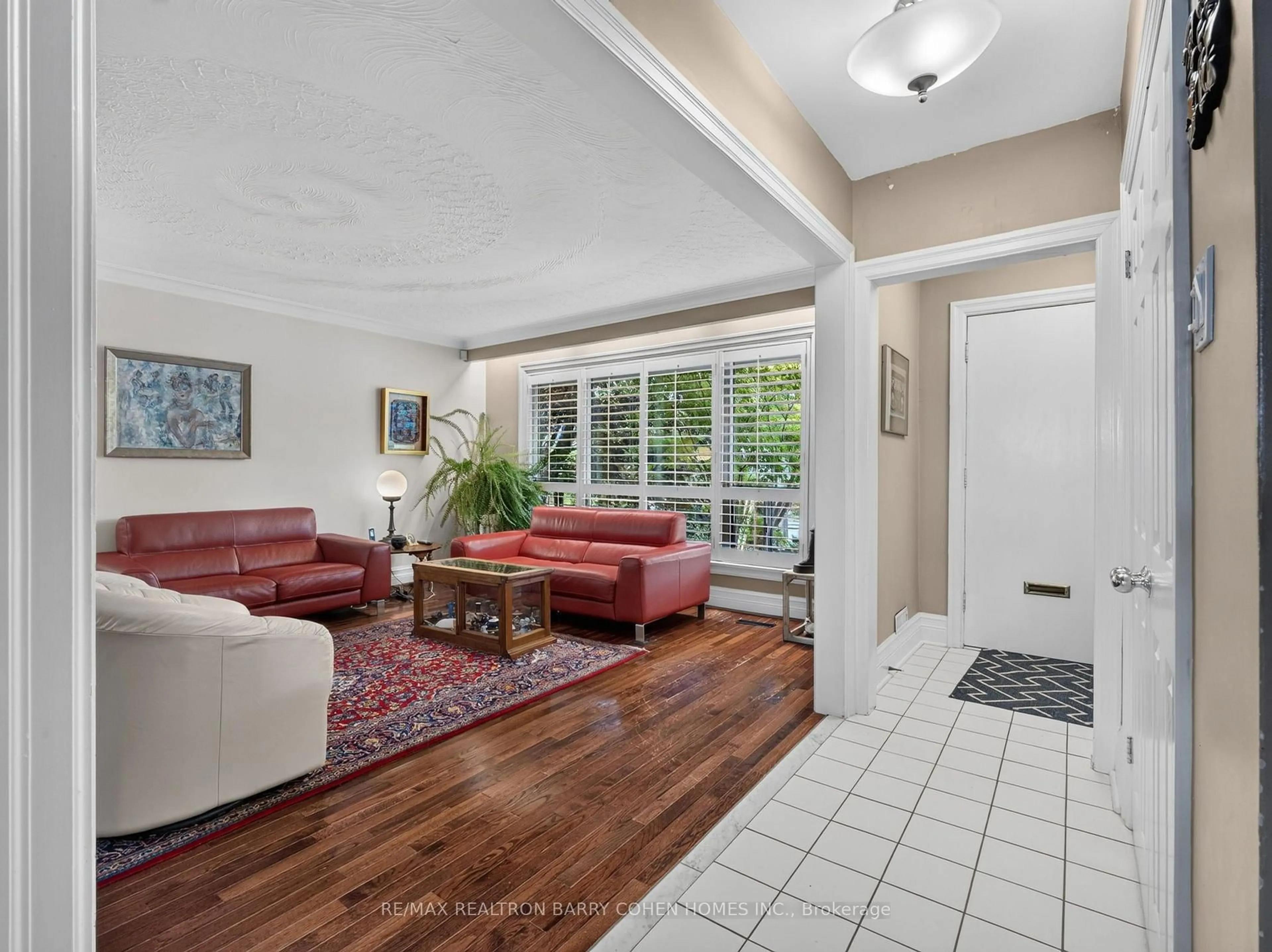Unknown for 105 Palm Dr, Toronto Ontario M3H 2C2