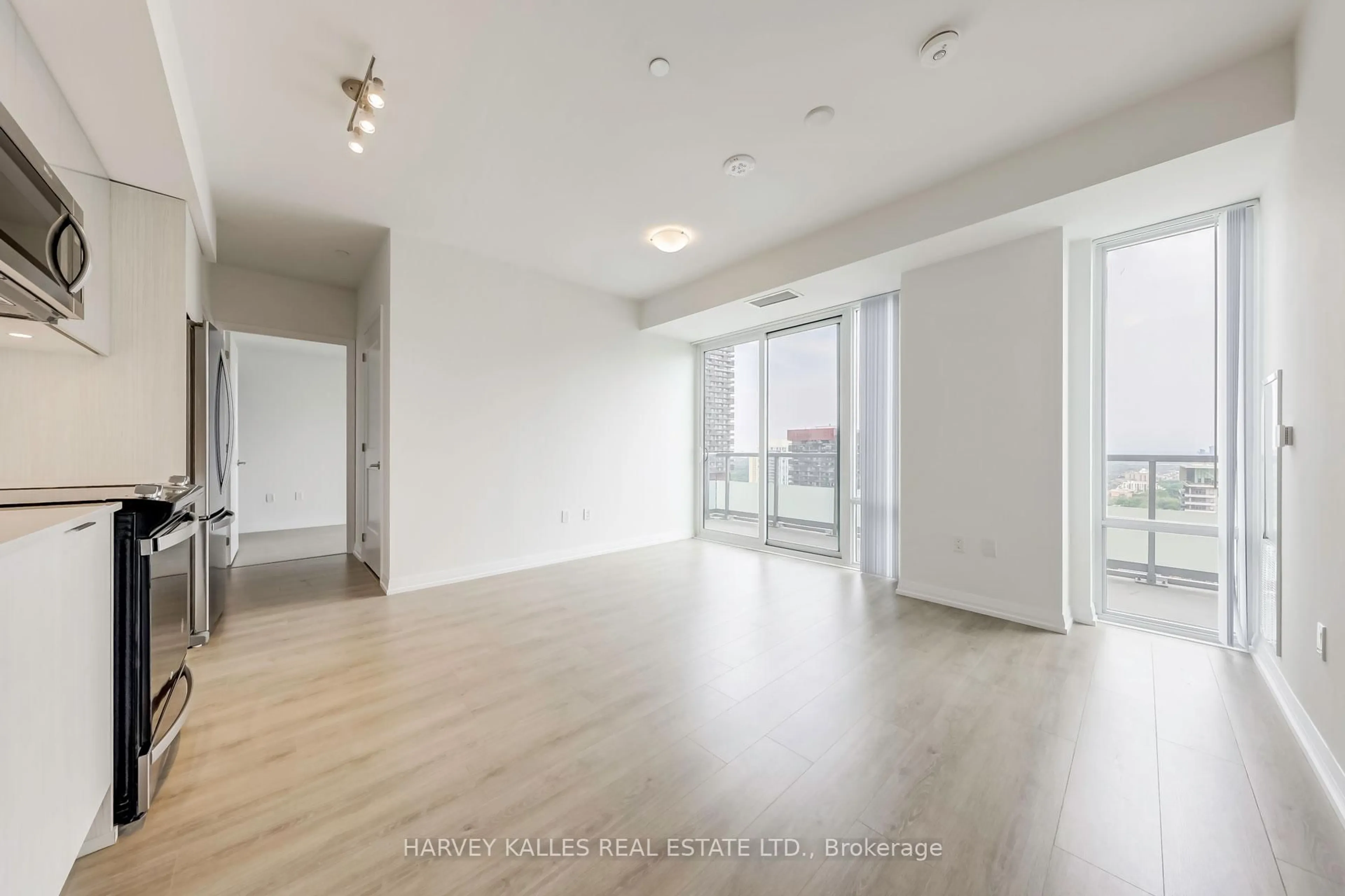 A pic of a room for 50 Dunfield Ave #LPH18, Toronto Ontario M4S 0E4
