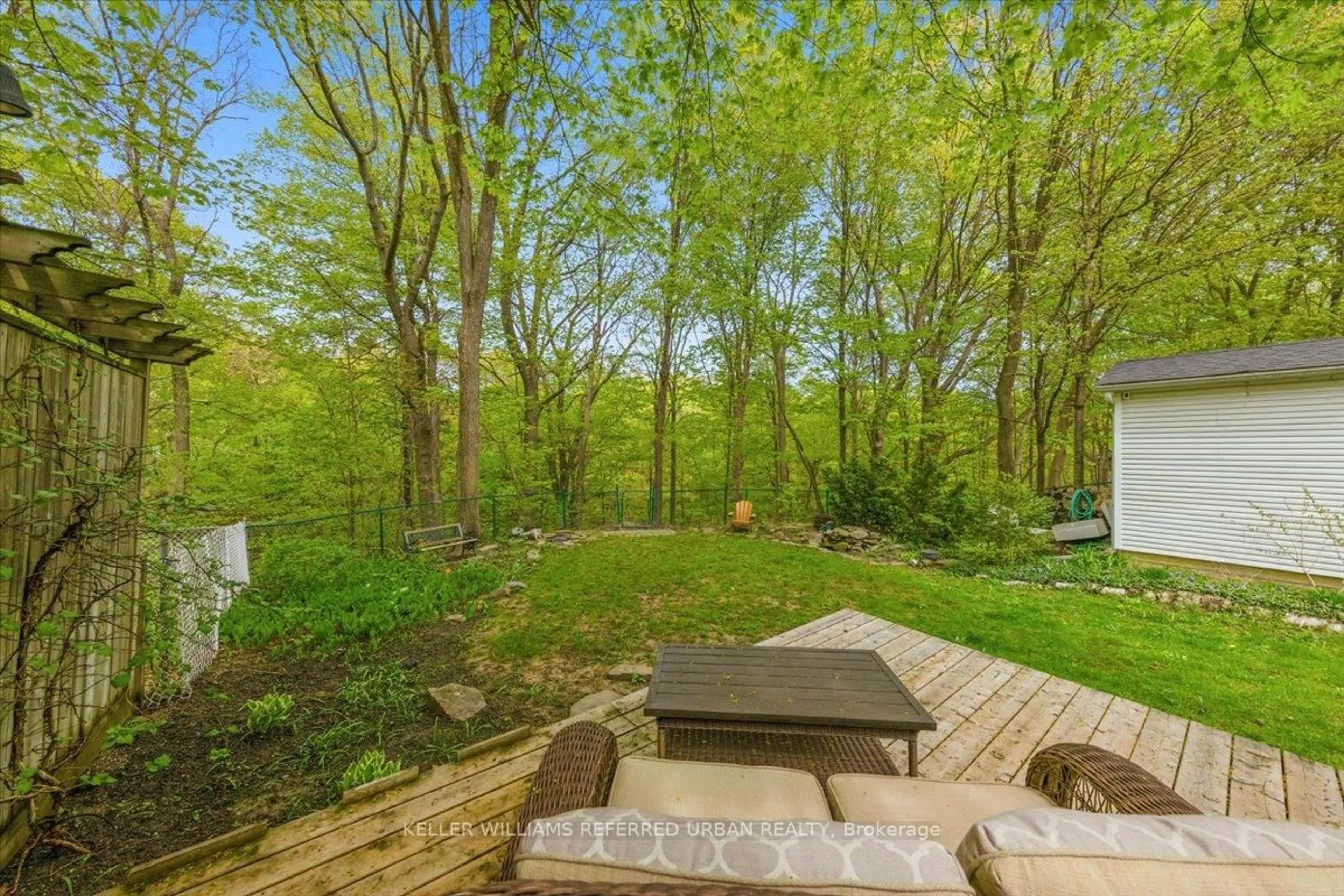Patio, forest/trees view for 19 Walker Rd, Toronto Ontario M2N 2K2