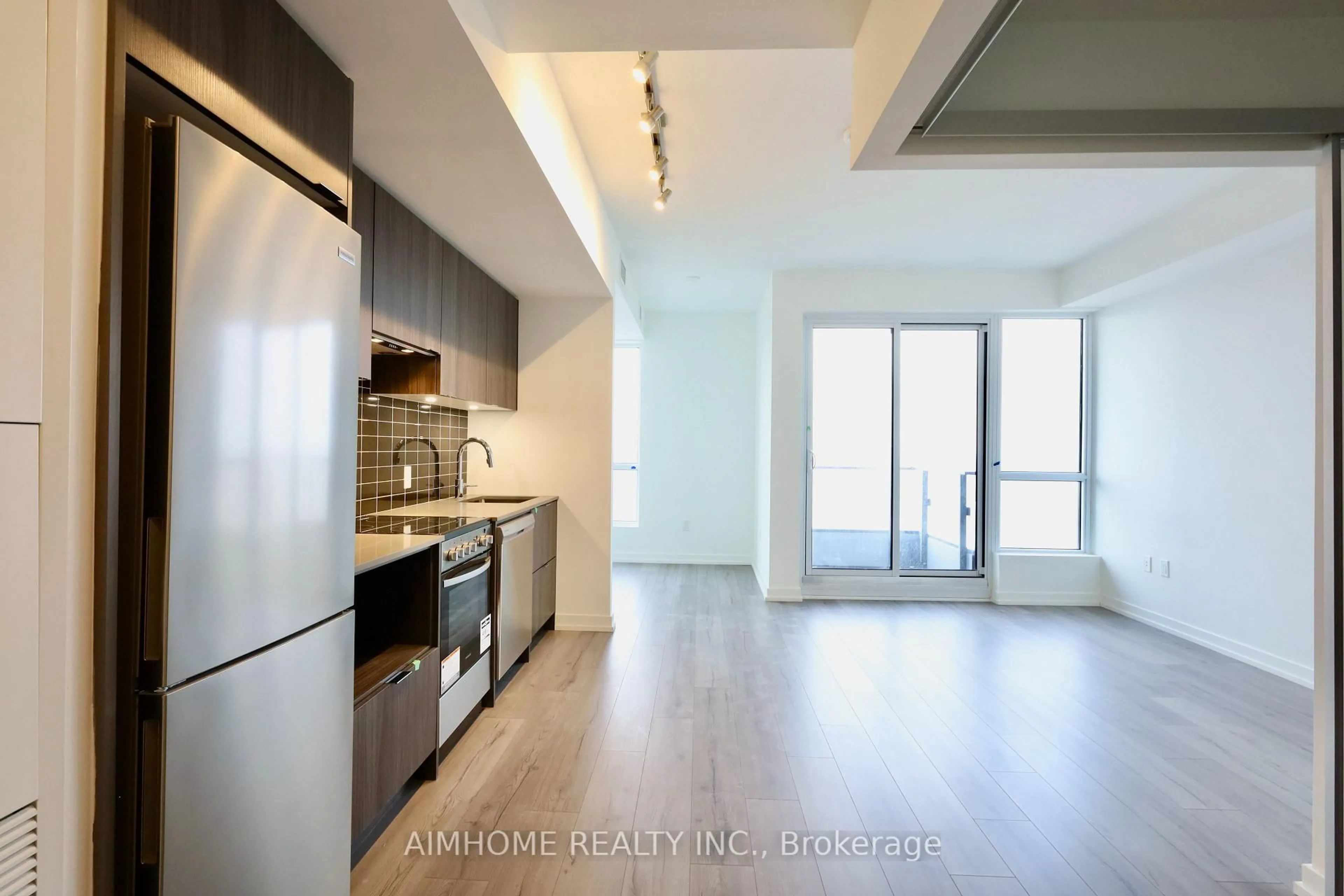 Unknown for 395 Bloor St #4805, Toronto Ontario M4W 0B4