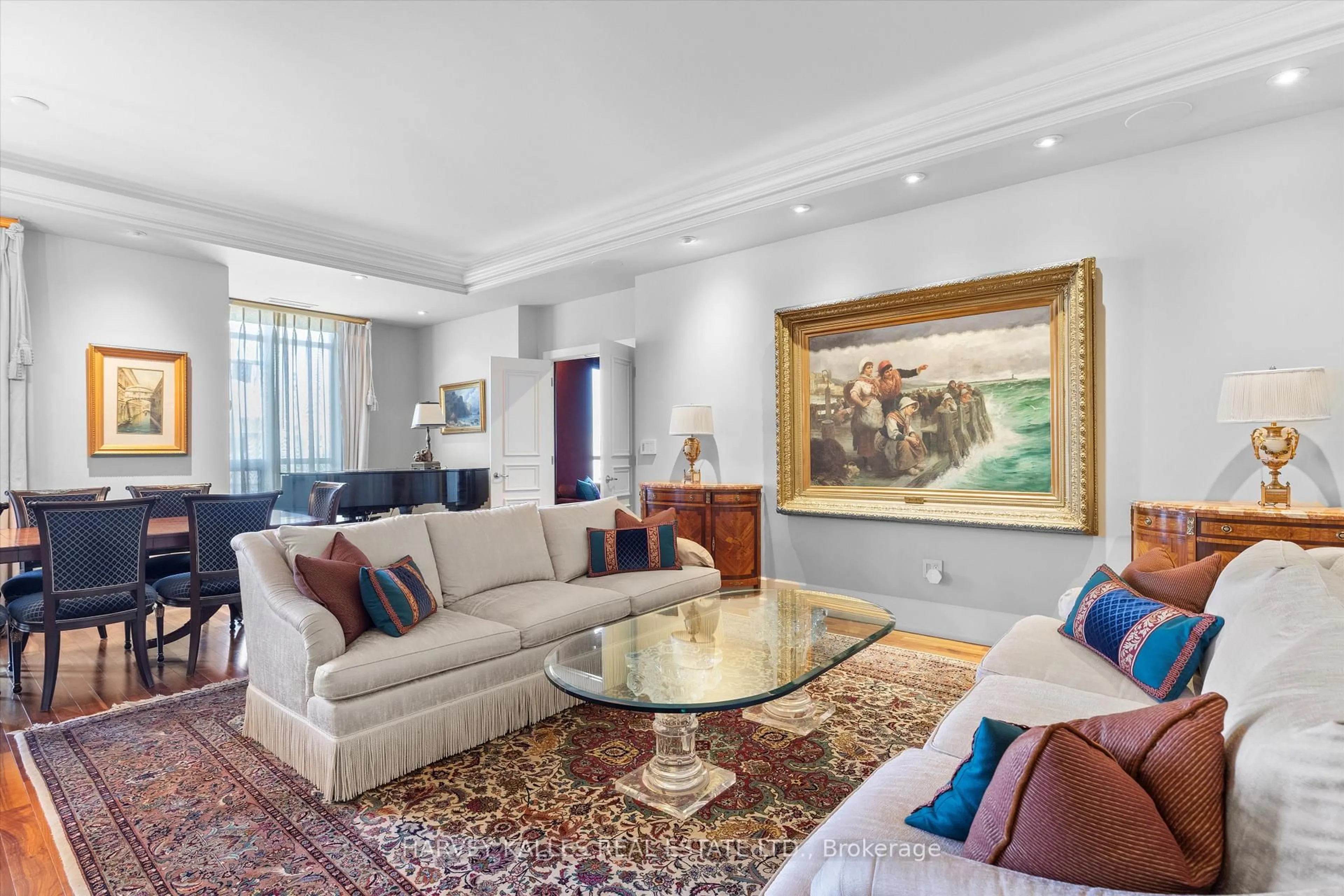 Living room with furniture, unknown for 662 Sheppard Ave #UPH4, Toronto Ontario M2K 3E6