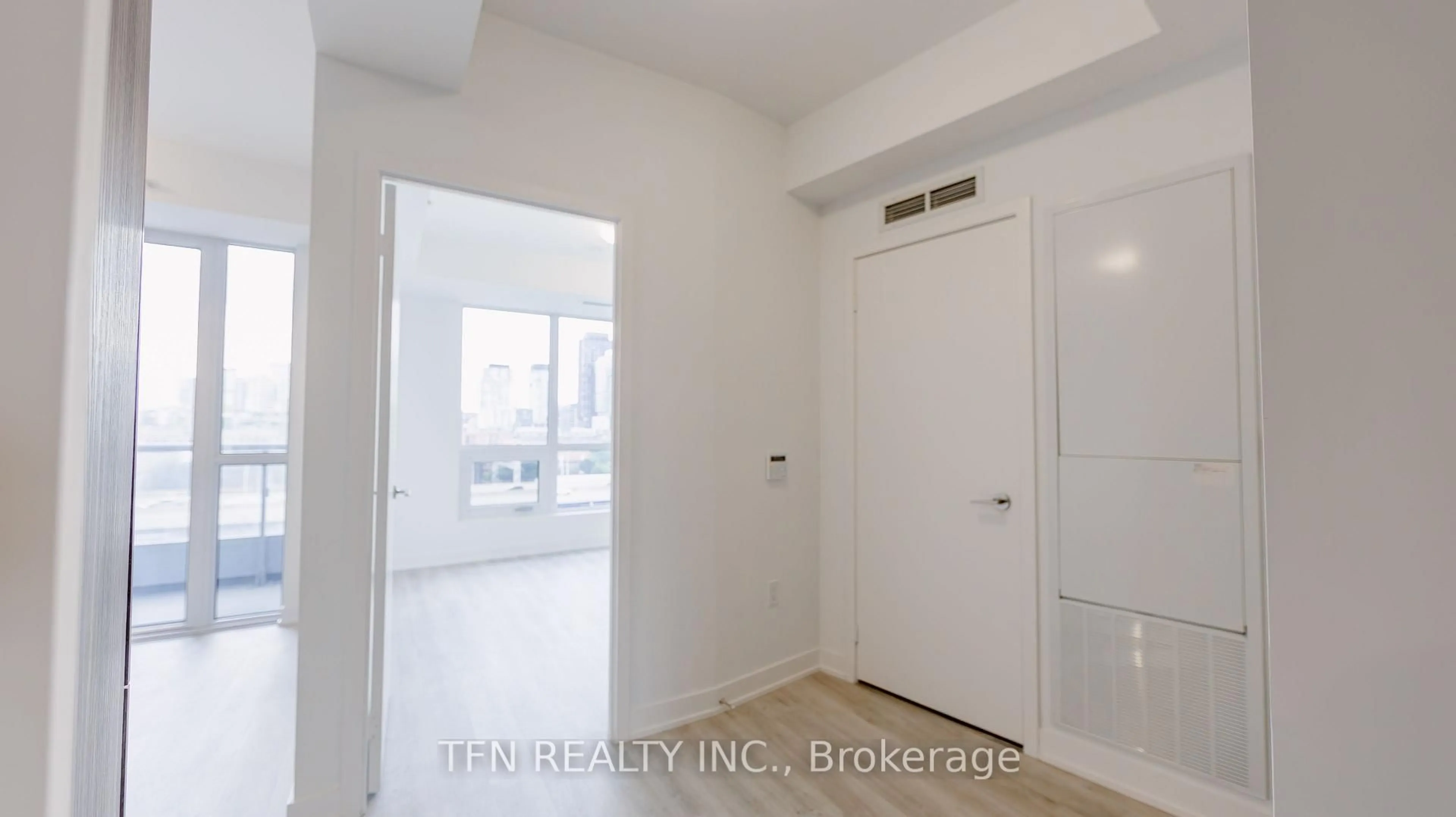 Unknown for 15 Richardson St #801, Toronto Ontario M5A 0Y5