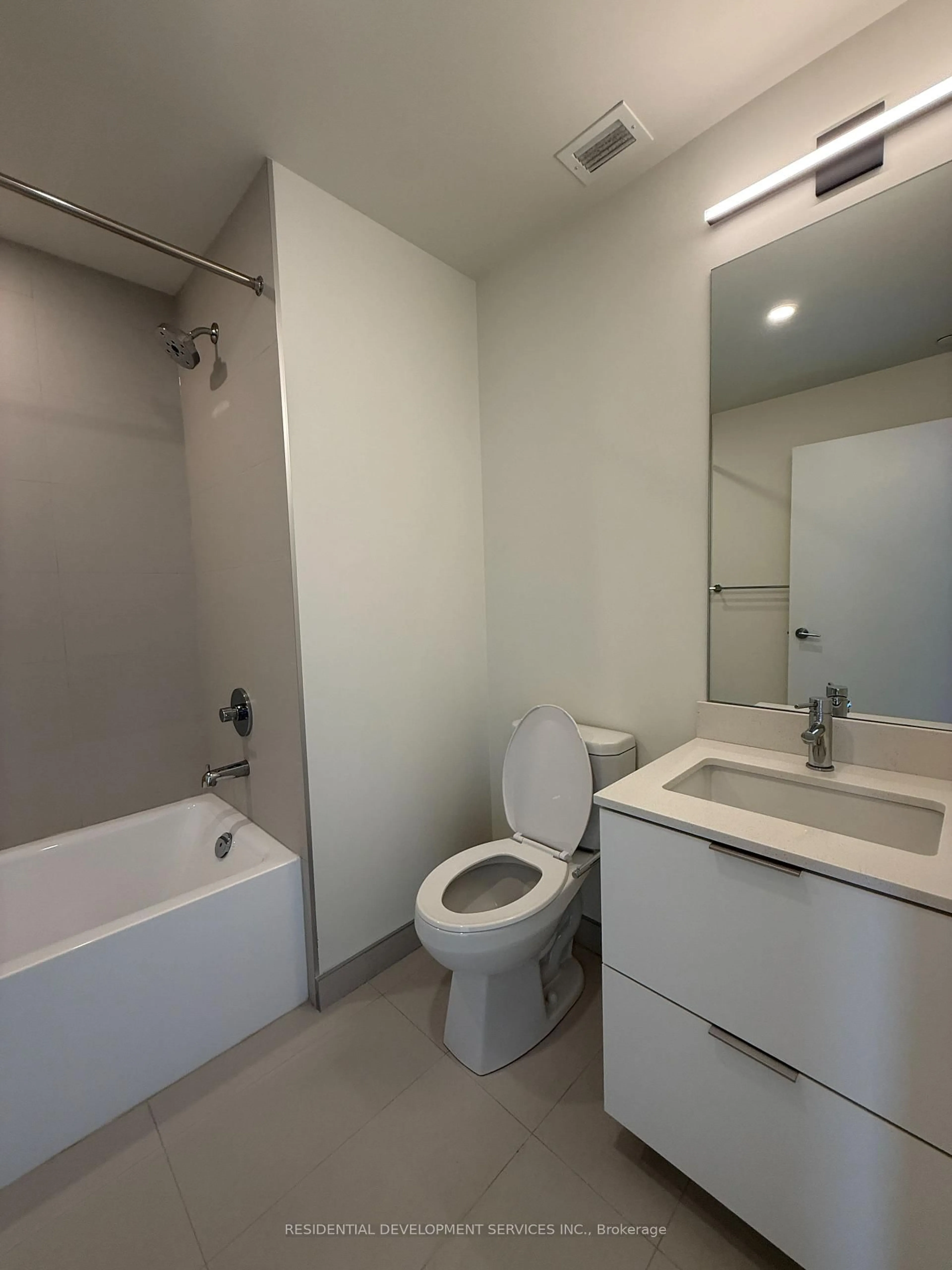 Standard bathroom, floor is not visible for 89 Church St #2105, Toronto Ontario M5C 0B7