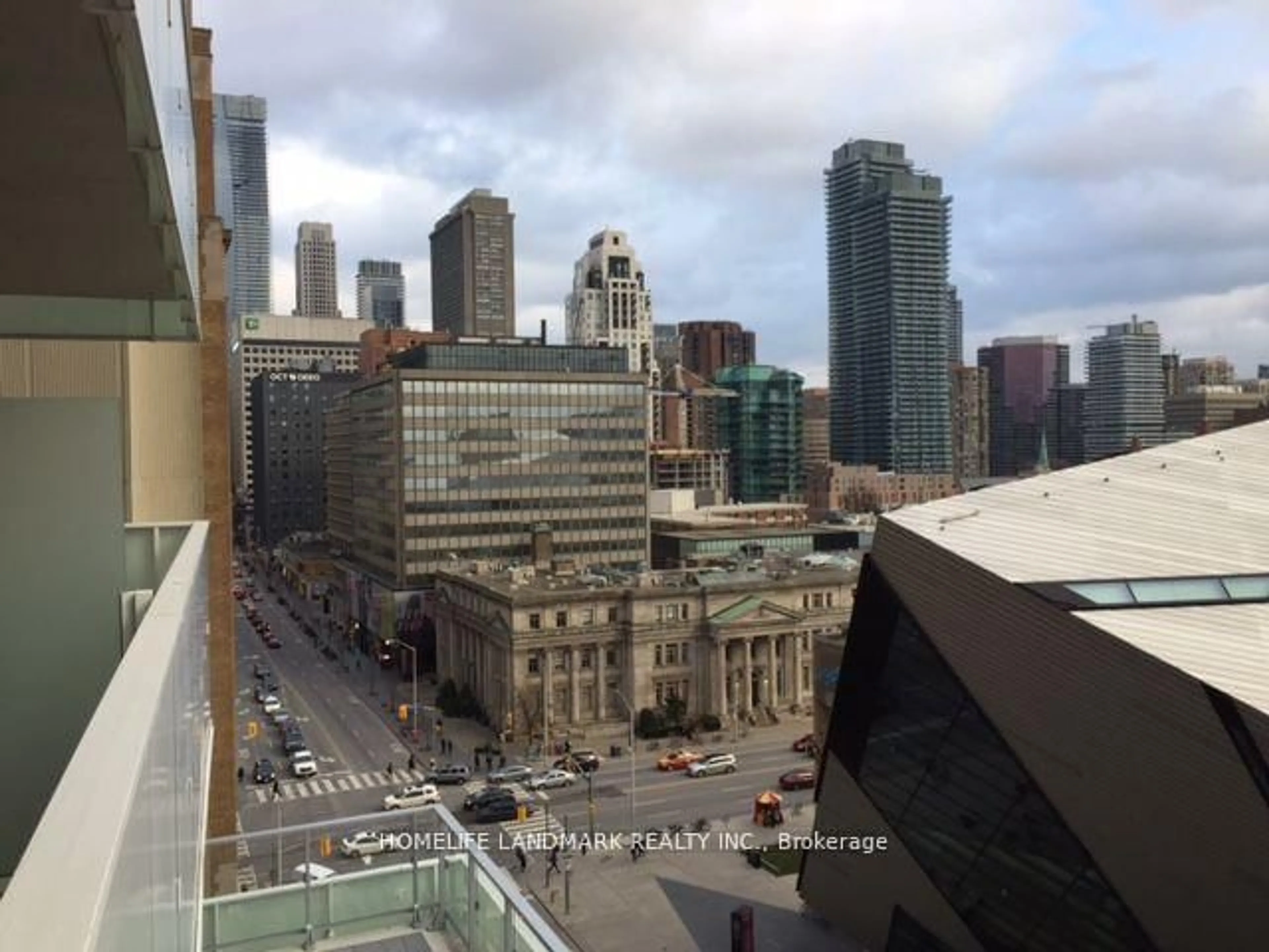 Unknown for 200 Bloor St #1004, Toronto Ontario M5S 1T8