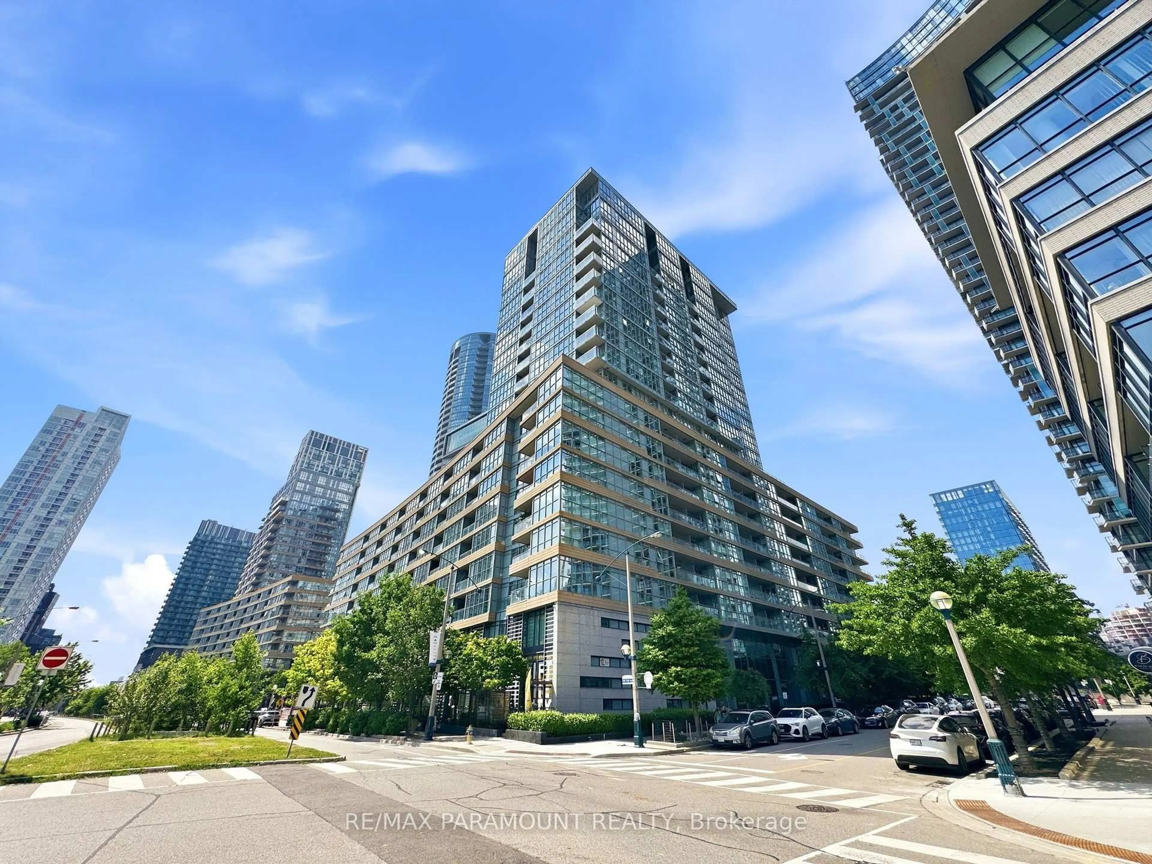 Unknown for 10 Capreol Crt #1905, Toronto Ontario M5V 4B3