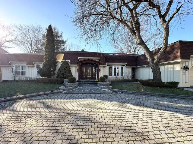 16 Brian Cliff Dr, Toronto 2
