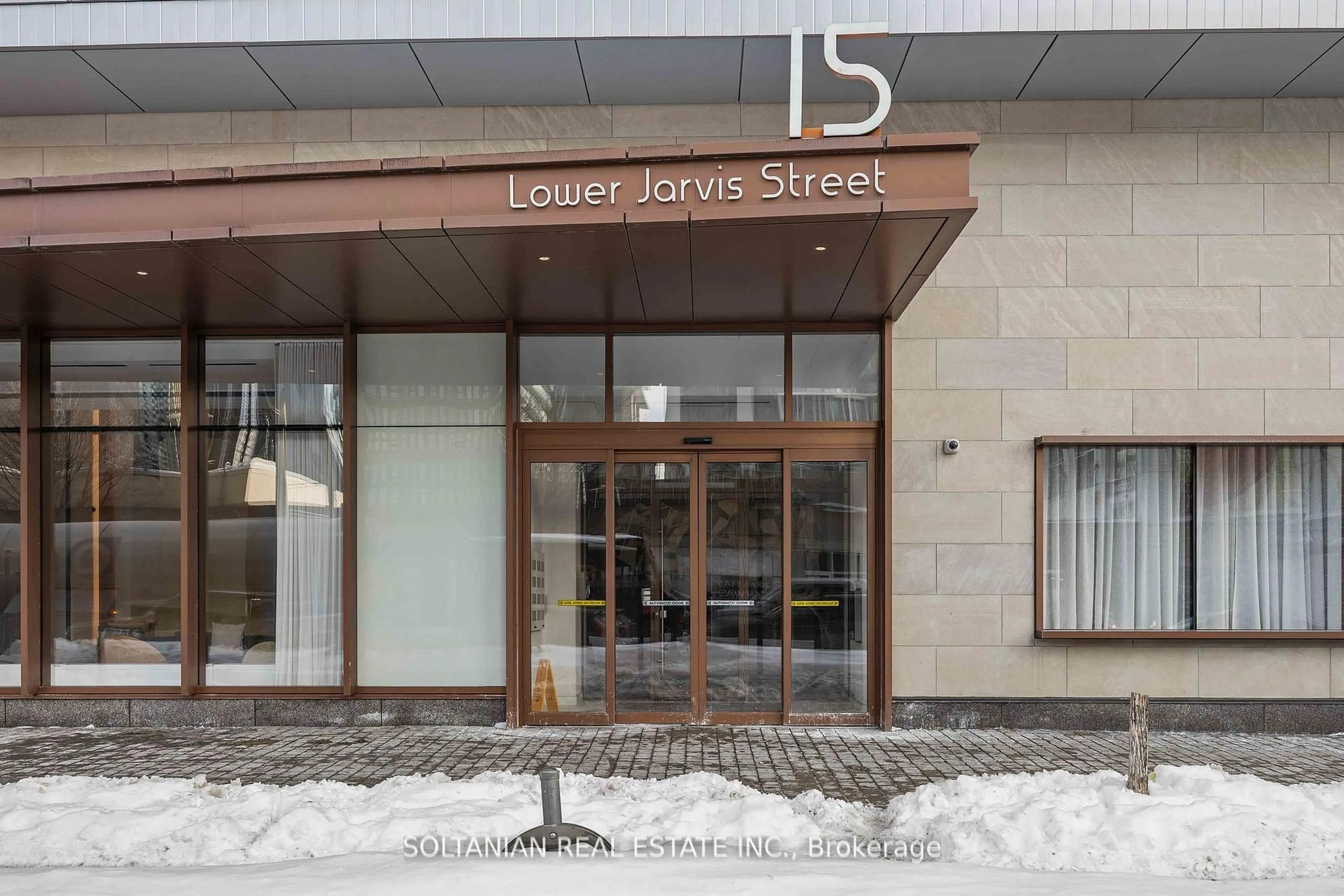 Lobby for 15 Lower Jarvis St #19, Toronto Ontario M5E 1Z6