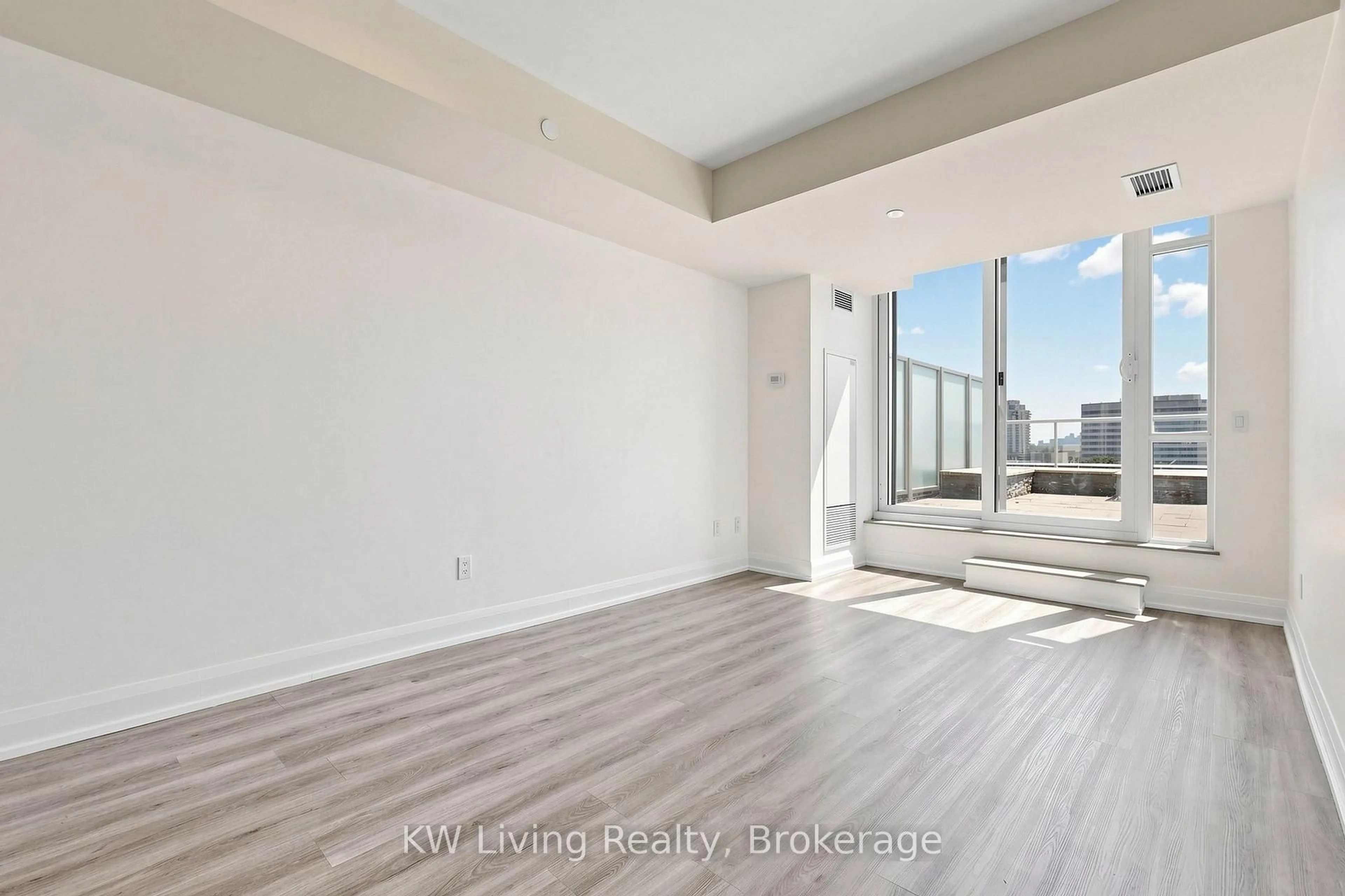A pic of a room for 18 Graydon Hall Dr #312, Toronto Ontario M3A 0A4
