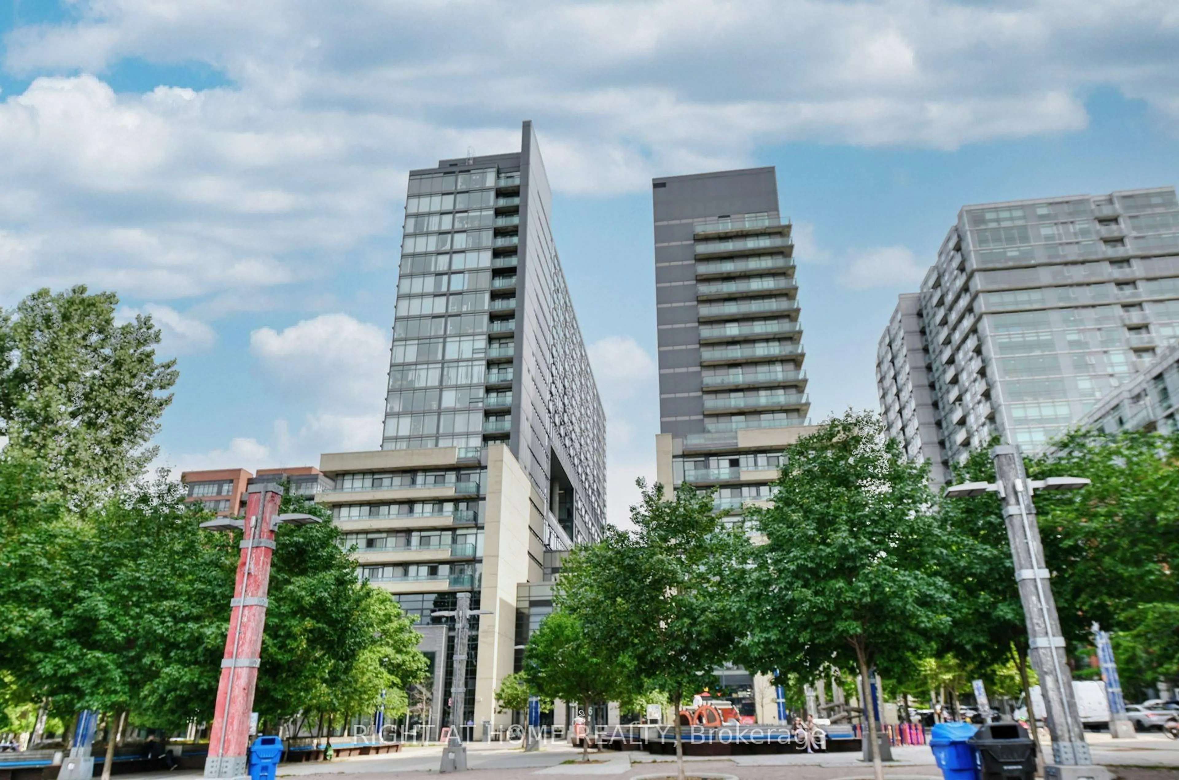 Unknown for 36 Lisgar St #1511, Toronto Ontario M6J 0C7
