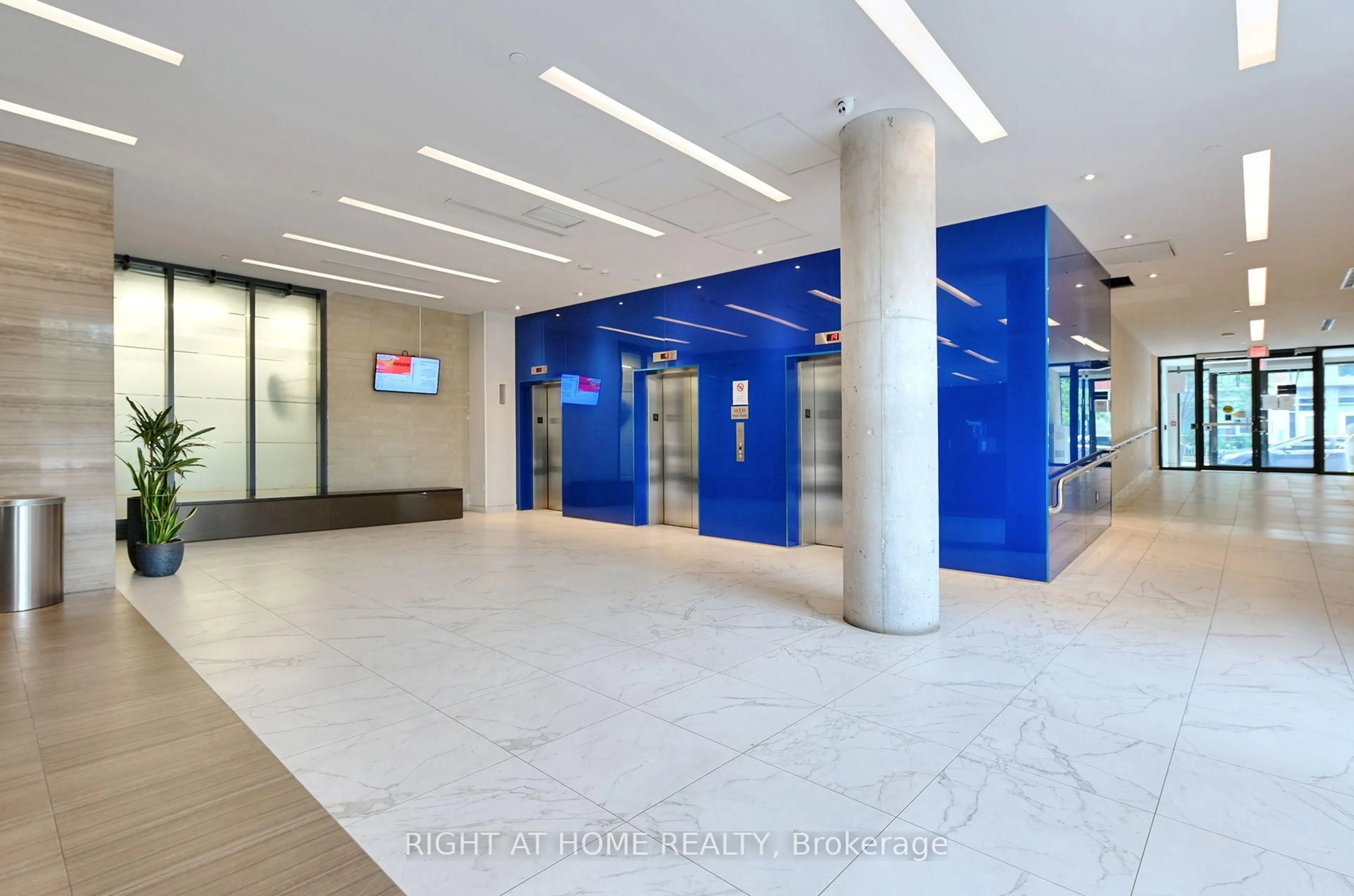 Indoor foyer for 36 Lisgar St #1511, Toronto Ontario M6J 0C7