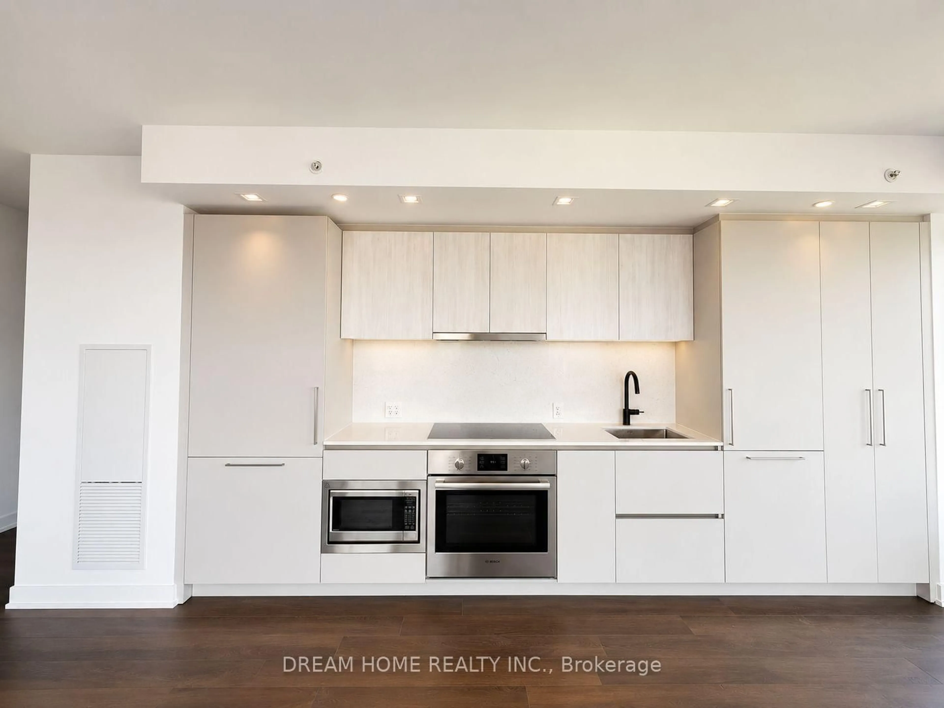 Open concept kitchen, unknown for 609 Sherbourne St #3009, Toronto Ontario M4X 0A4