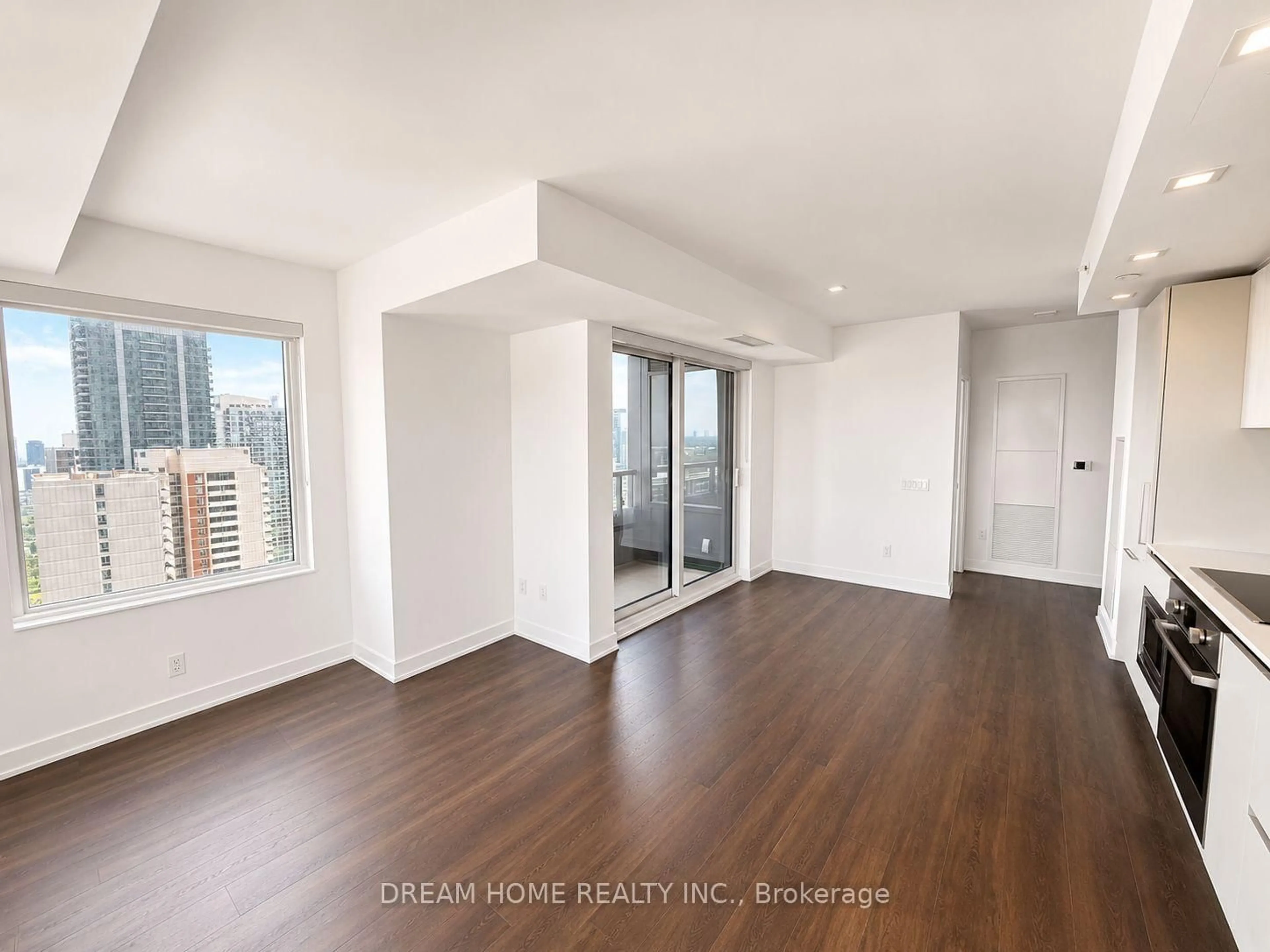 A pic of a room for 609 Sherbourne St #3009, Toronto Ontario M4X 0A4