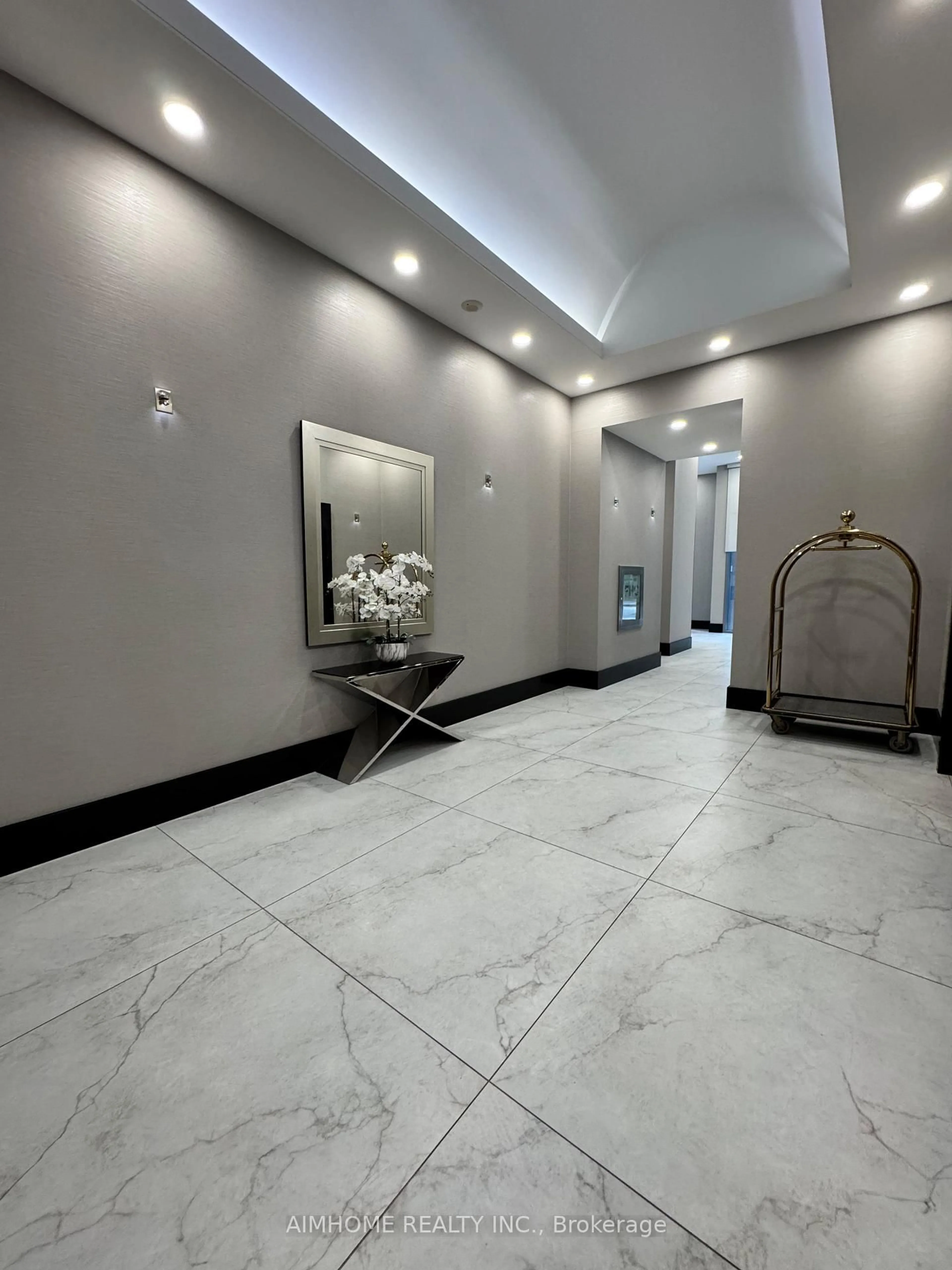 Lobby for 21 Balmuto St #1801, Toronto Ontario M4Y 1W4