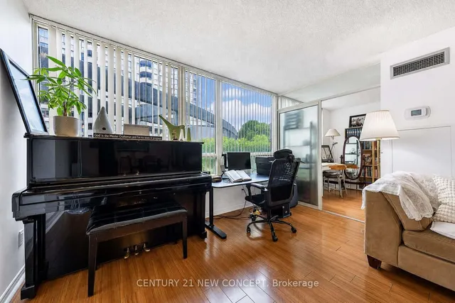 5765 Yonge St #101, Toronto 5