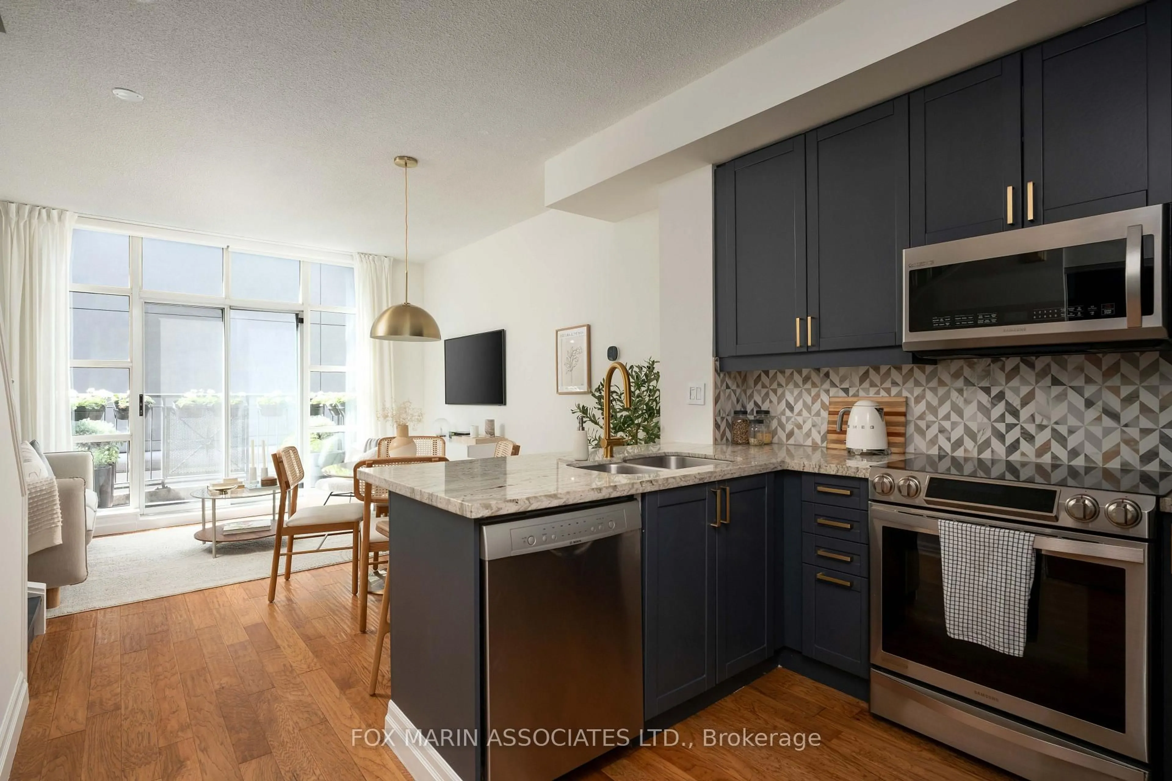 Open concept kitchen, unknown for 901 Queen St #214, Toronto Ontario M6J 3X4