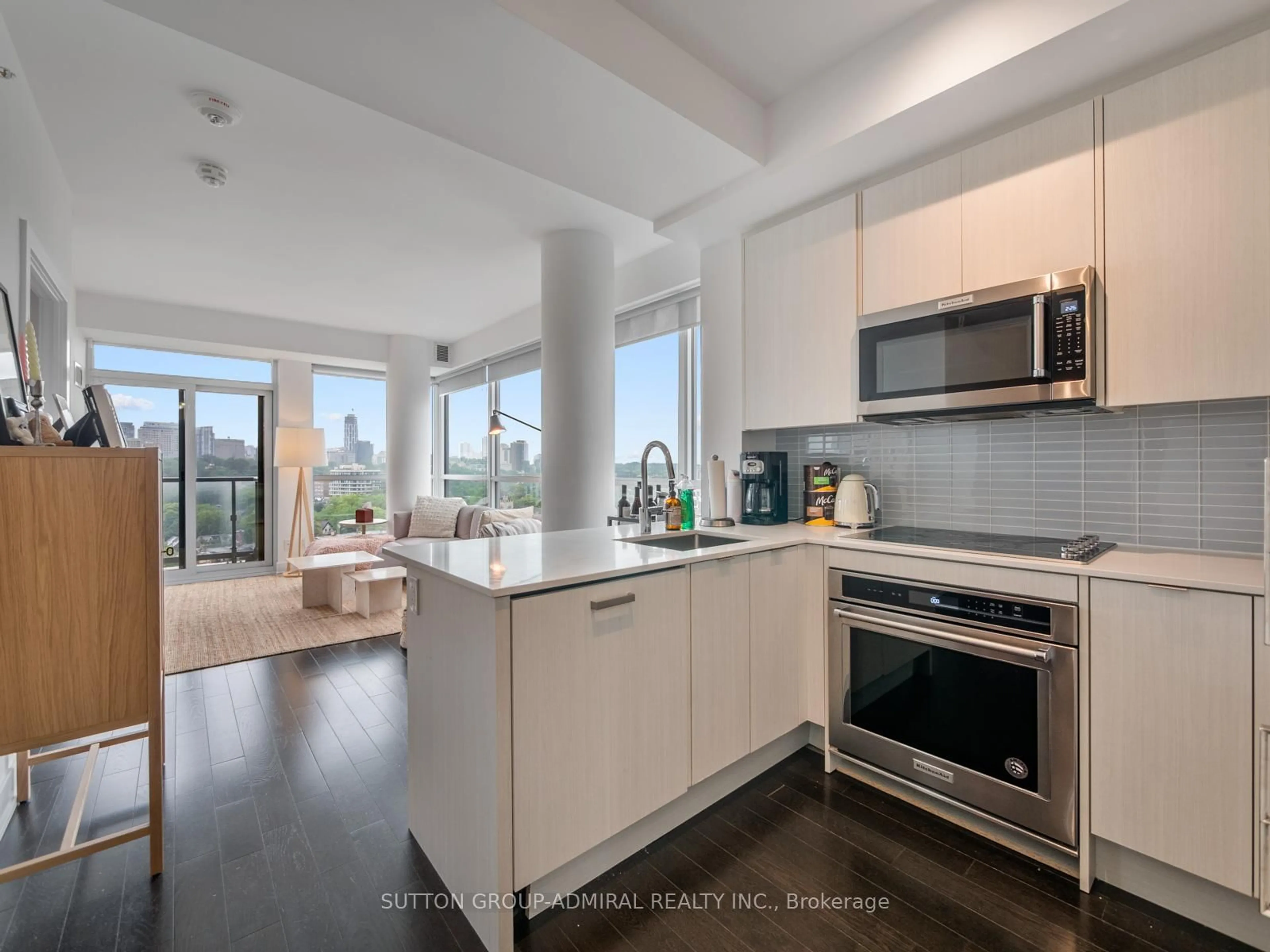 Open concept kitchen, unknown for 181 Bedford Rd #1204, Toronto Ontario M5R 0A5